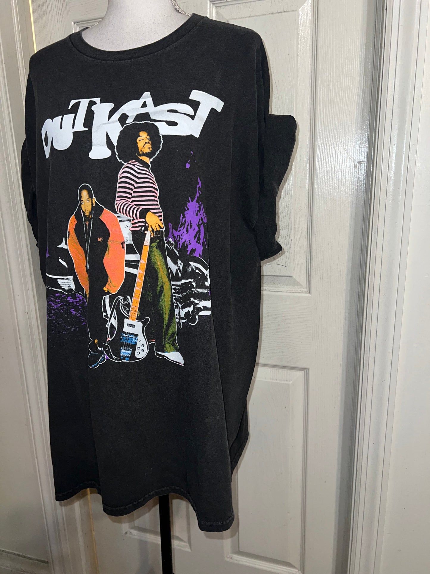Outkast Oversized Distressed Tee