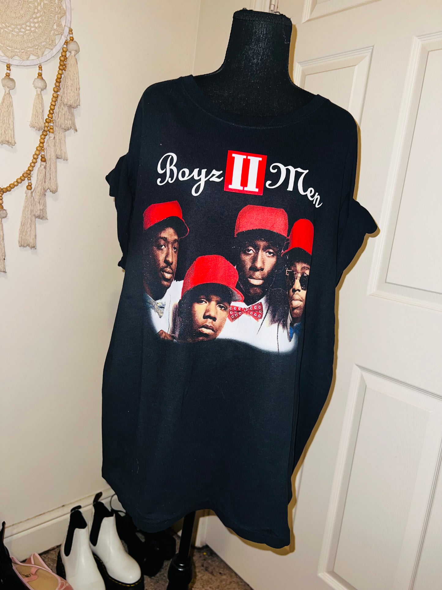 Boyz II Men Oversized Distressed Tee