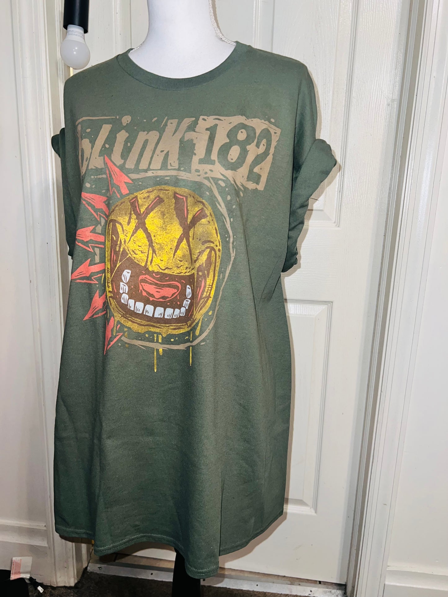 Blink 182 Oversized Distressed Tee