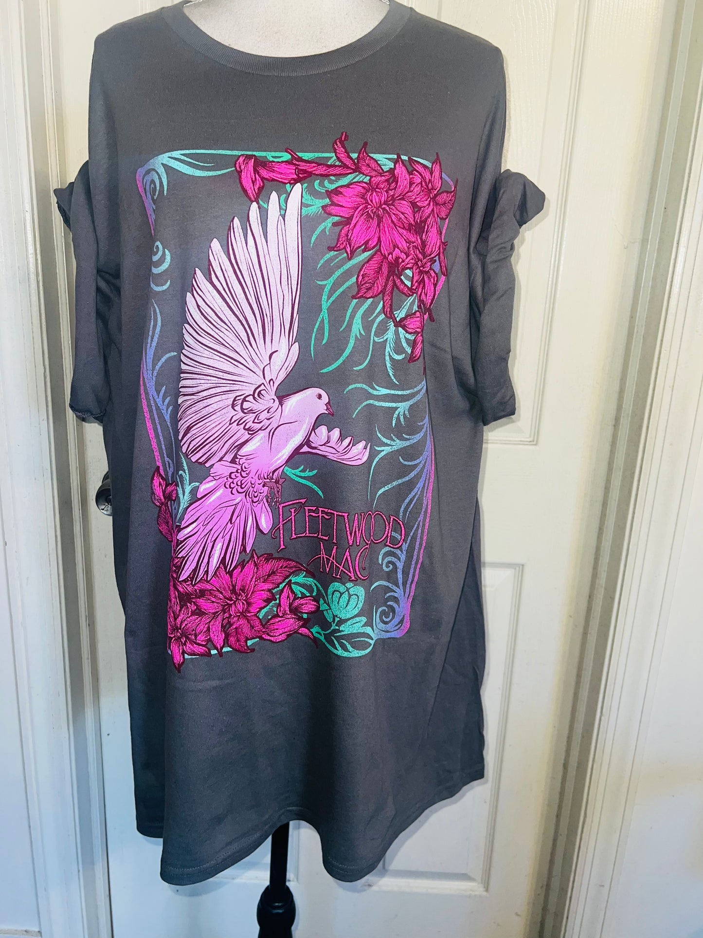 Fleetwood Mac Oversized Distressed Tee