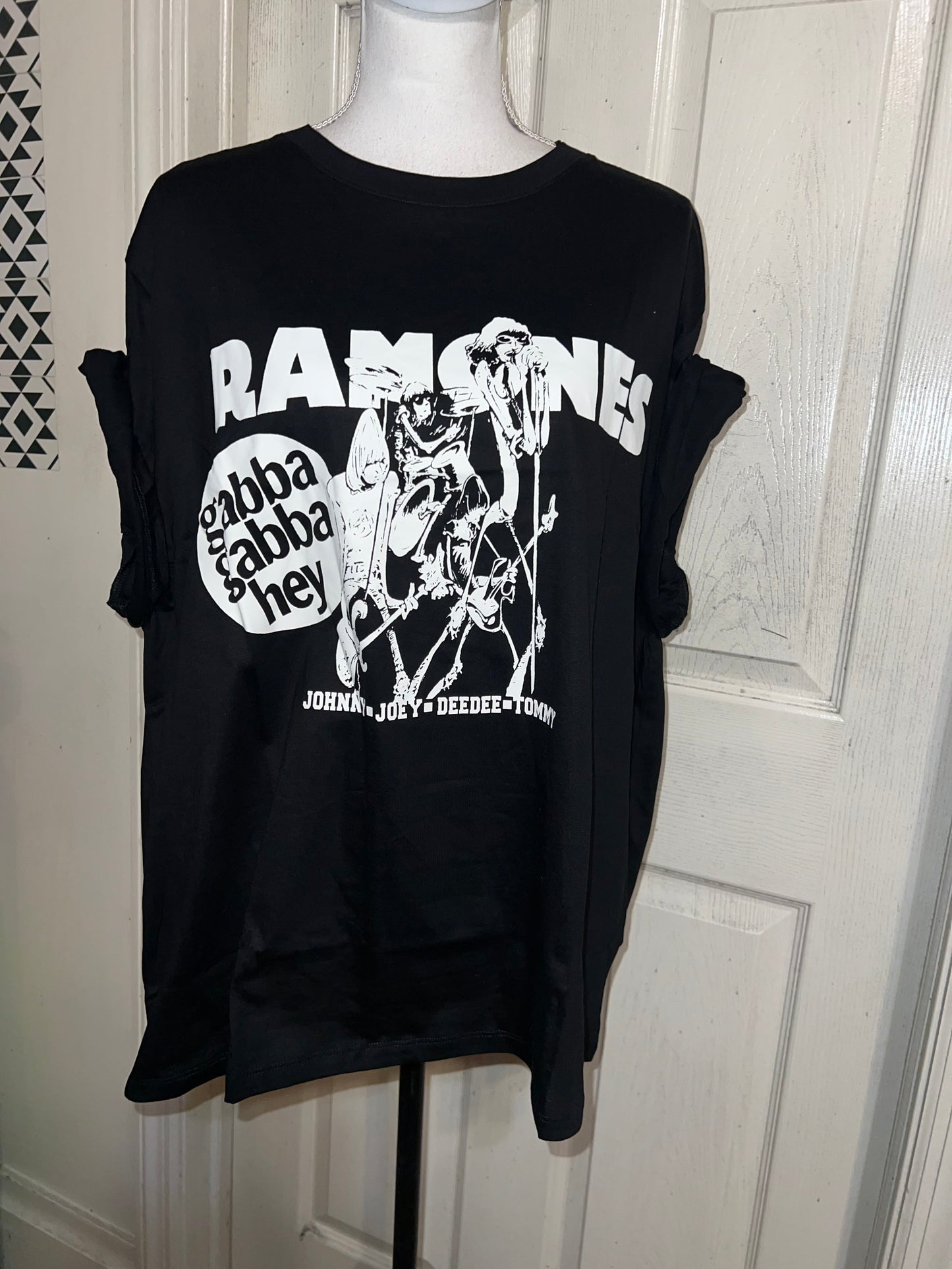 Ramones Oversized Distressed Tee