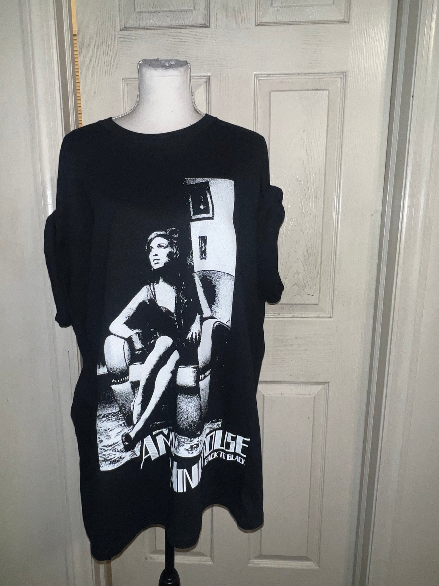 Amy Winehouse Oversized Distressed Tee