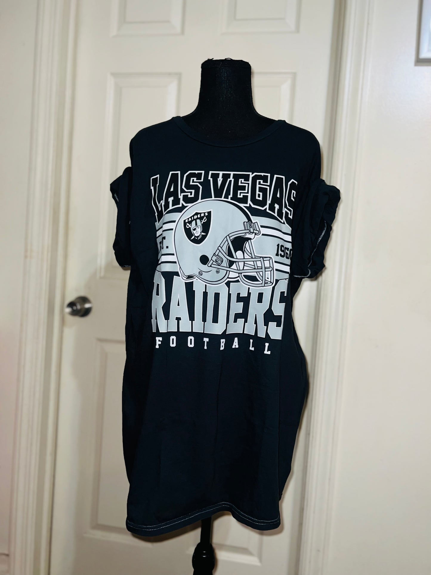 Las Vegas Raiders Oversized Distressed Tee