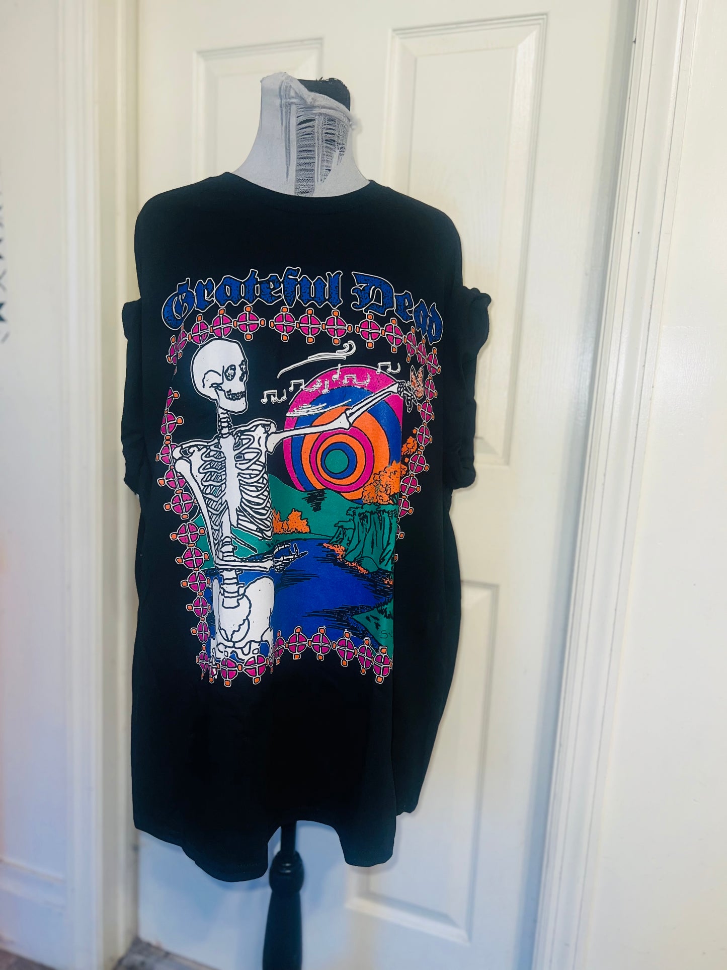Grateful Dead Oversized Distressed Tee