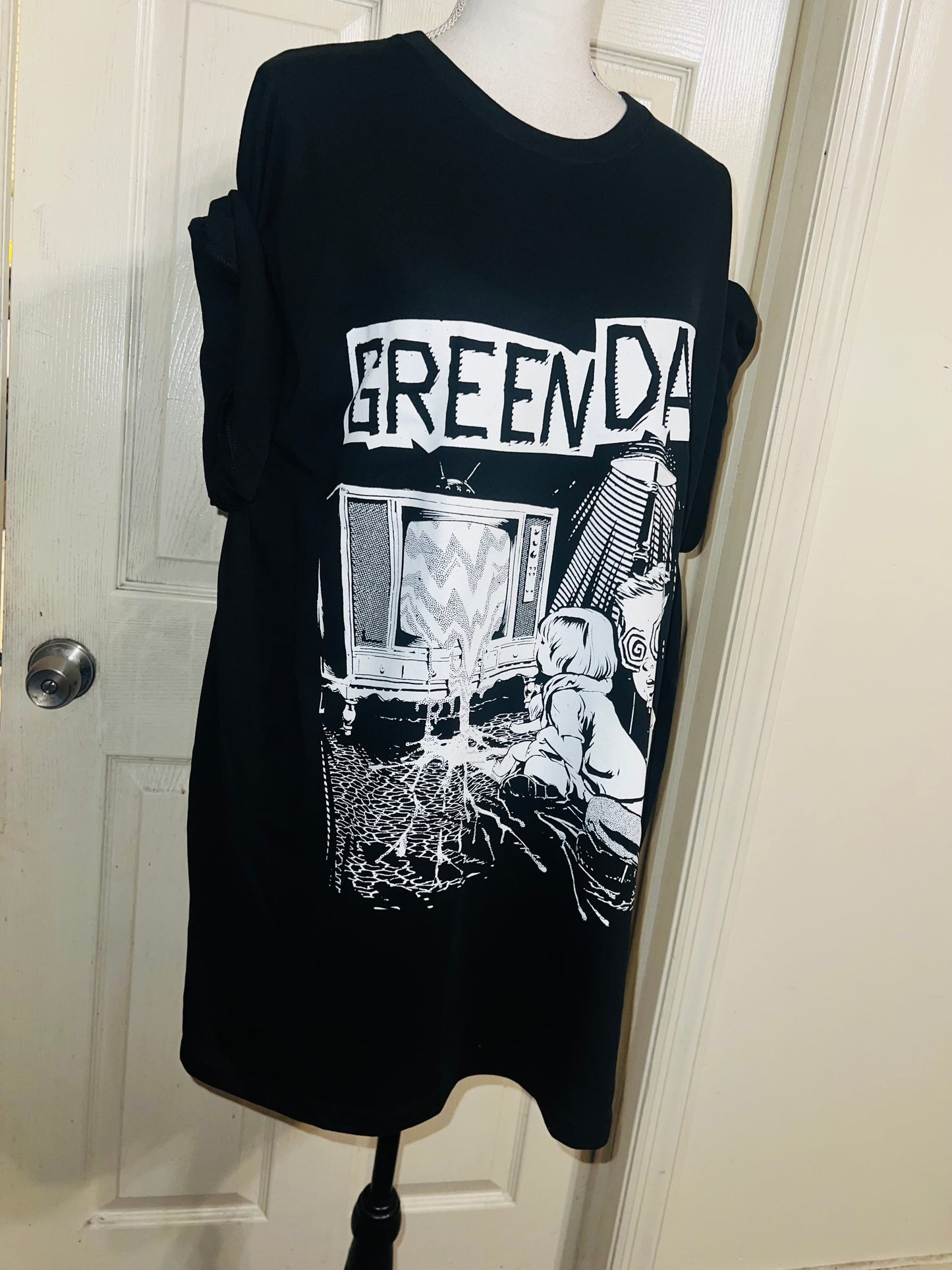Green Day Oversized Distressed Tee