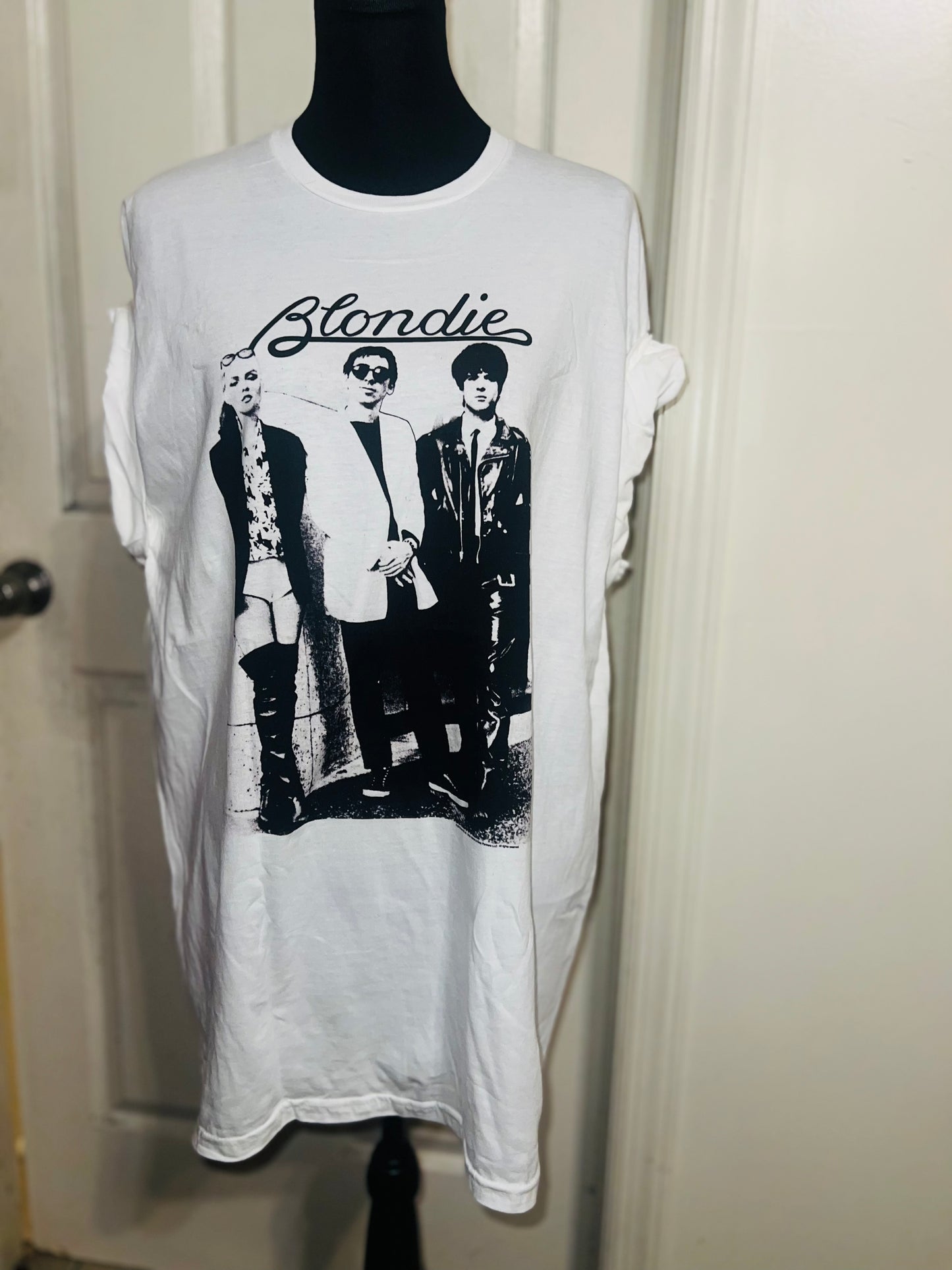 Blondie Oversized Distressed Tee