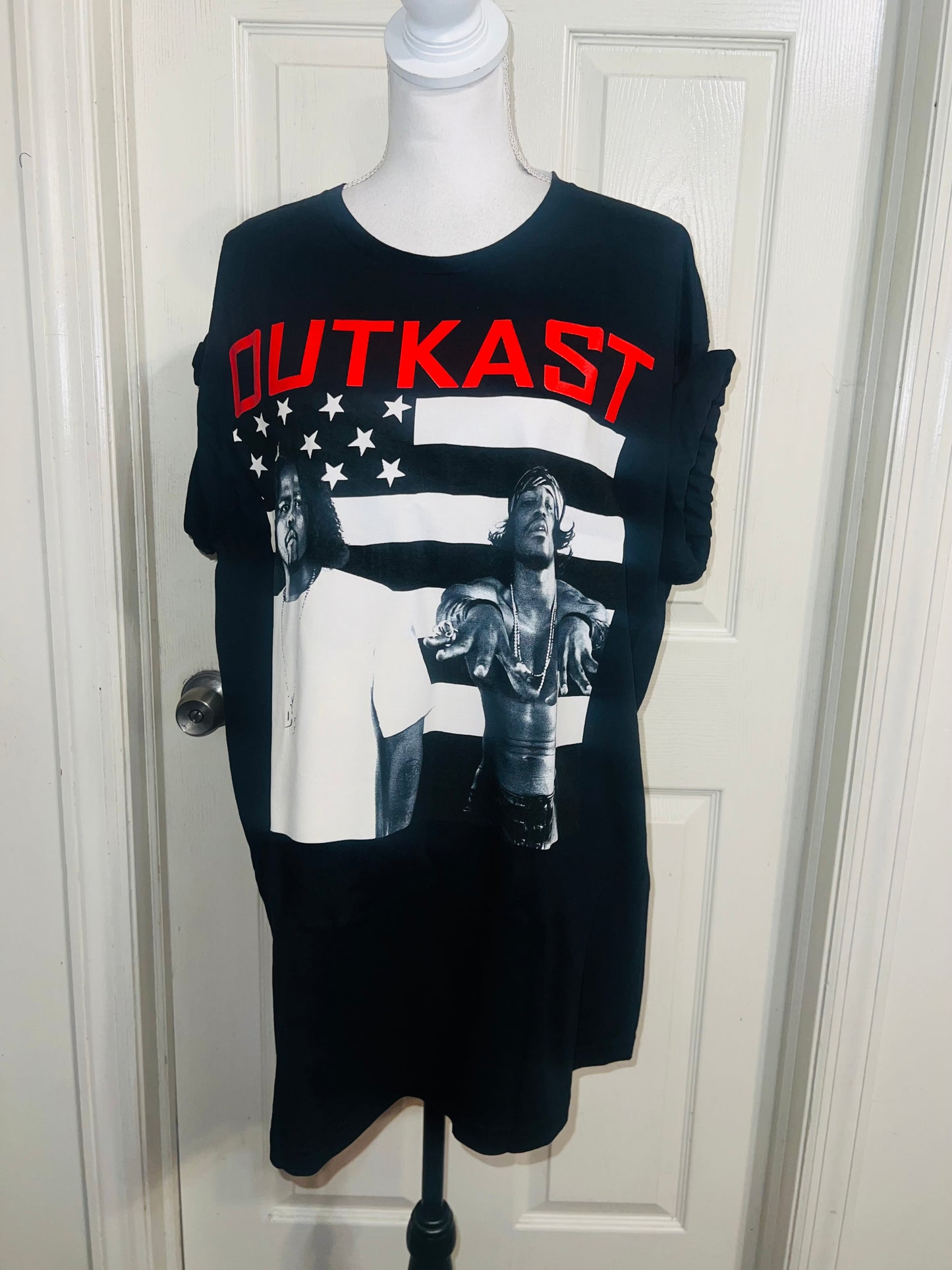 Outkast Oversized Distressed Tee