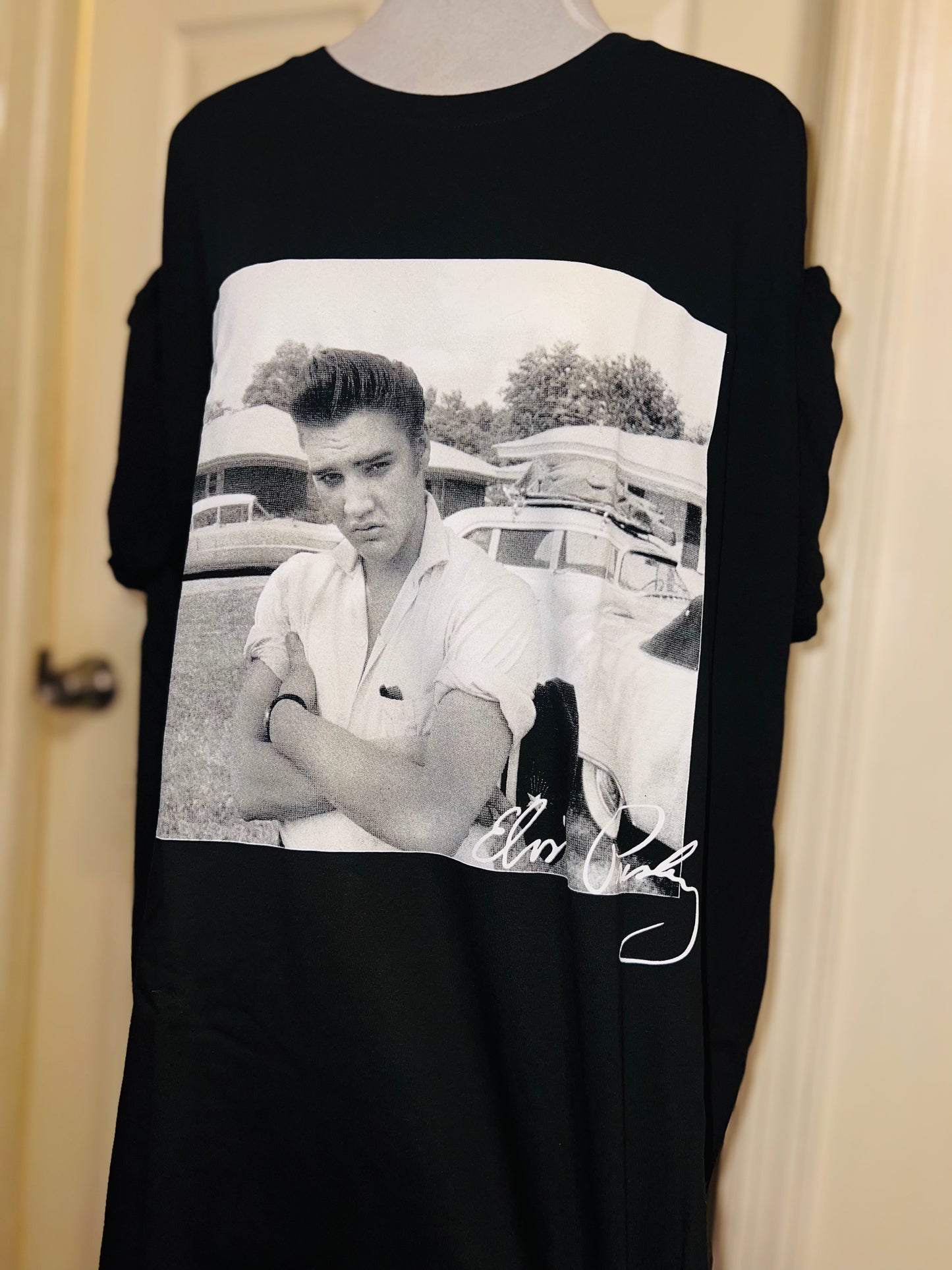 Elvis Presley Oversized Distressed Tee