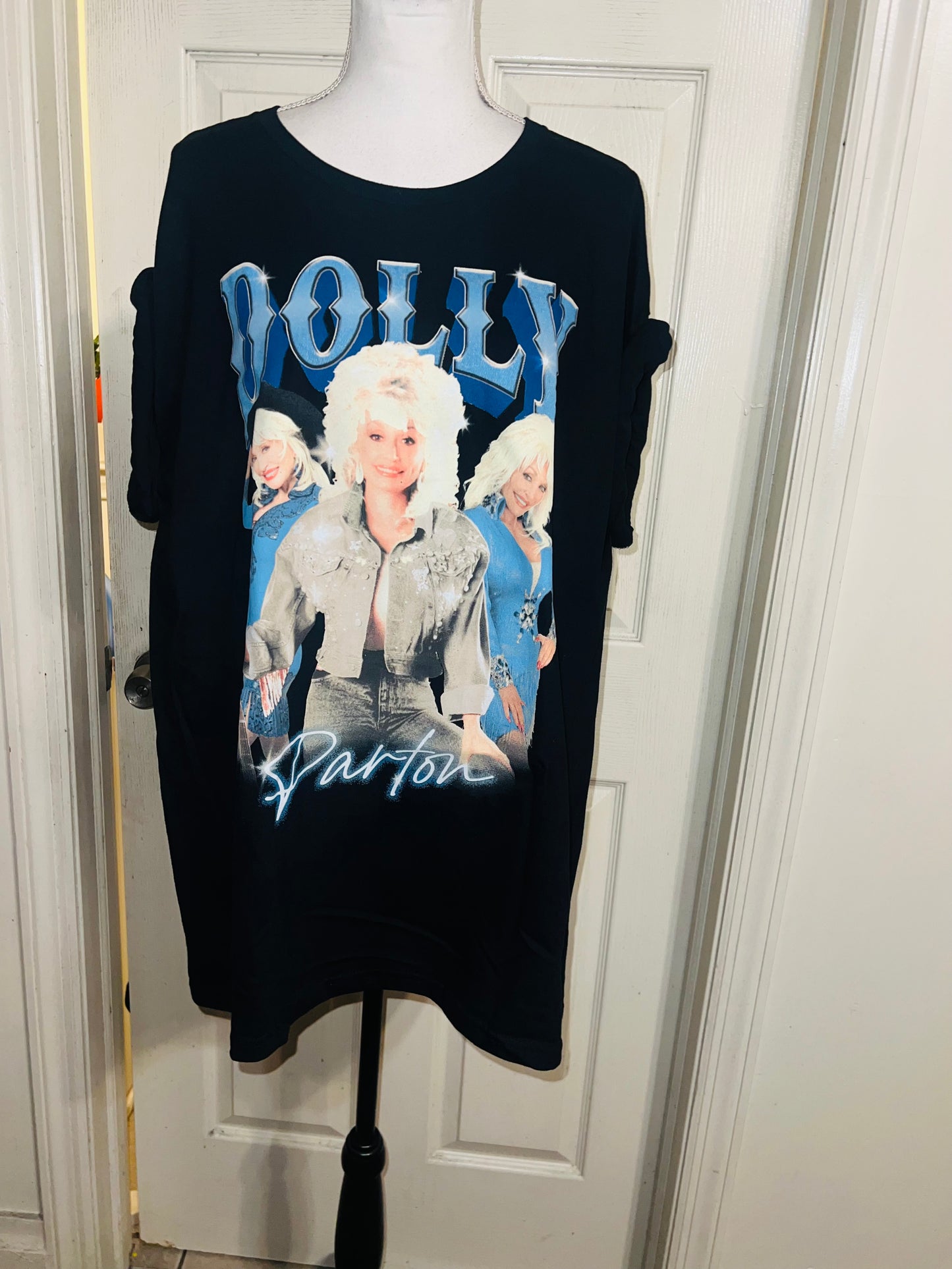 Dolly Parton Oversized Distressed Tee
