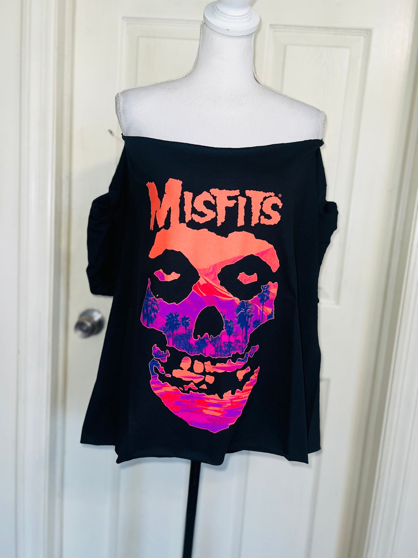 Misfits Oversized Off The Shoulder Distressed Tee