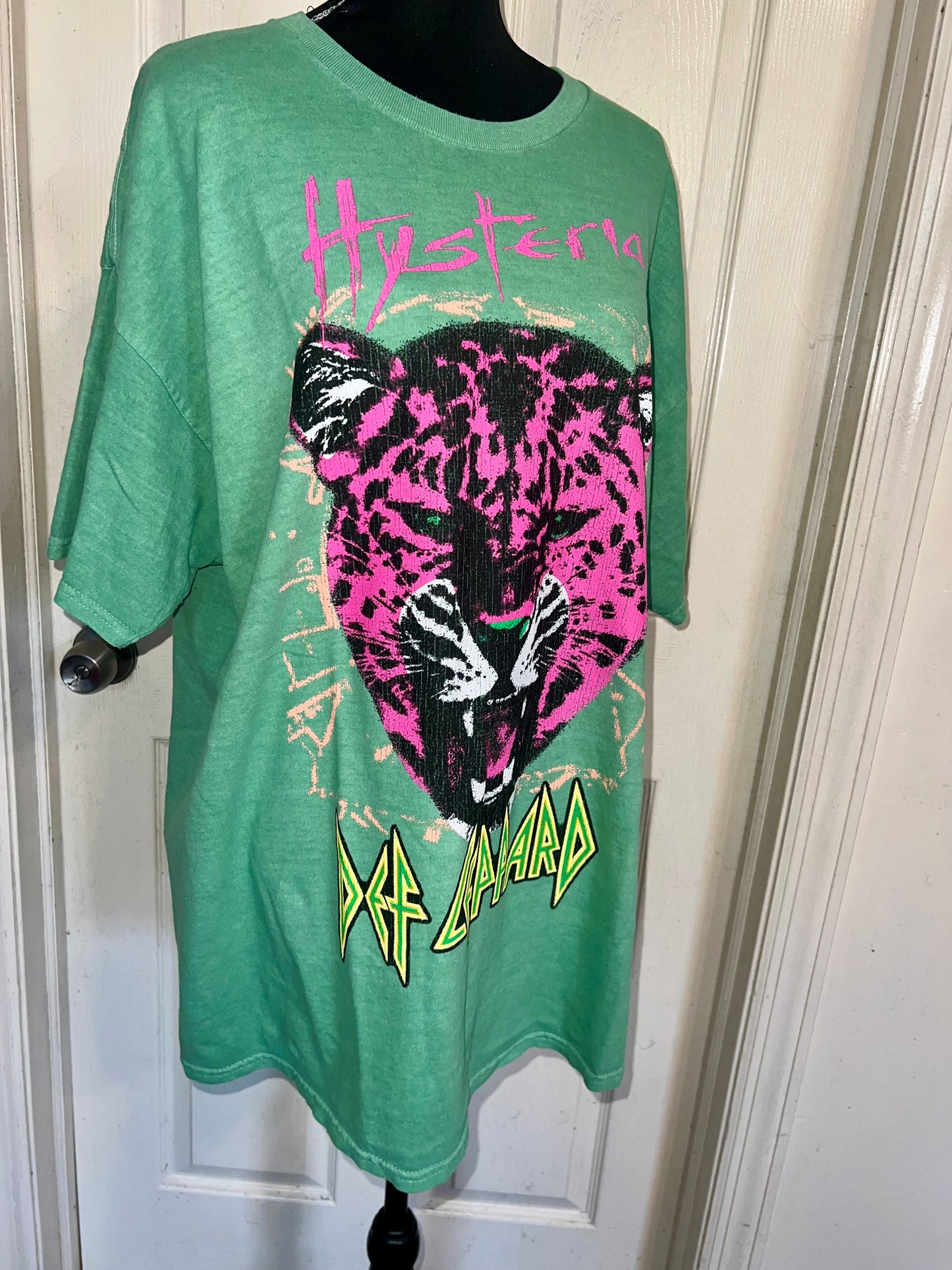 Def Leppard Oversized Distressed Tee
