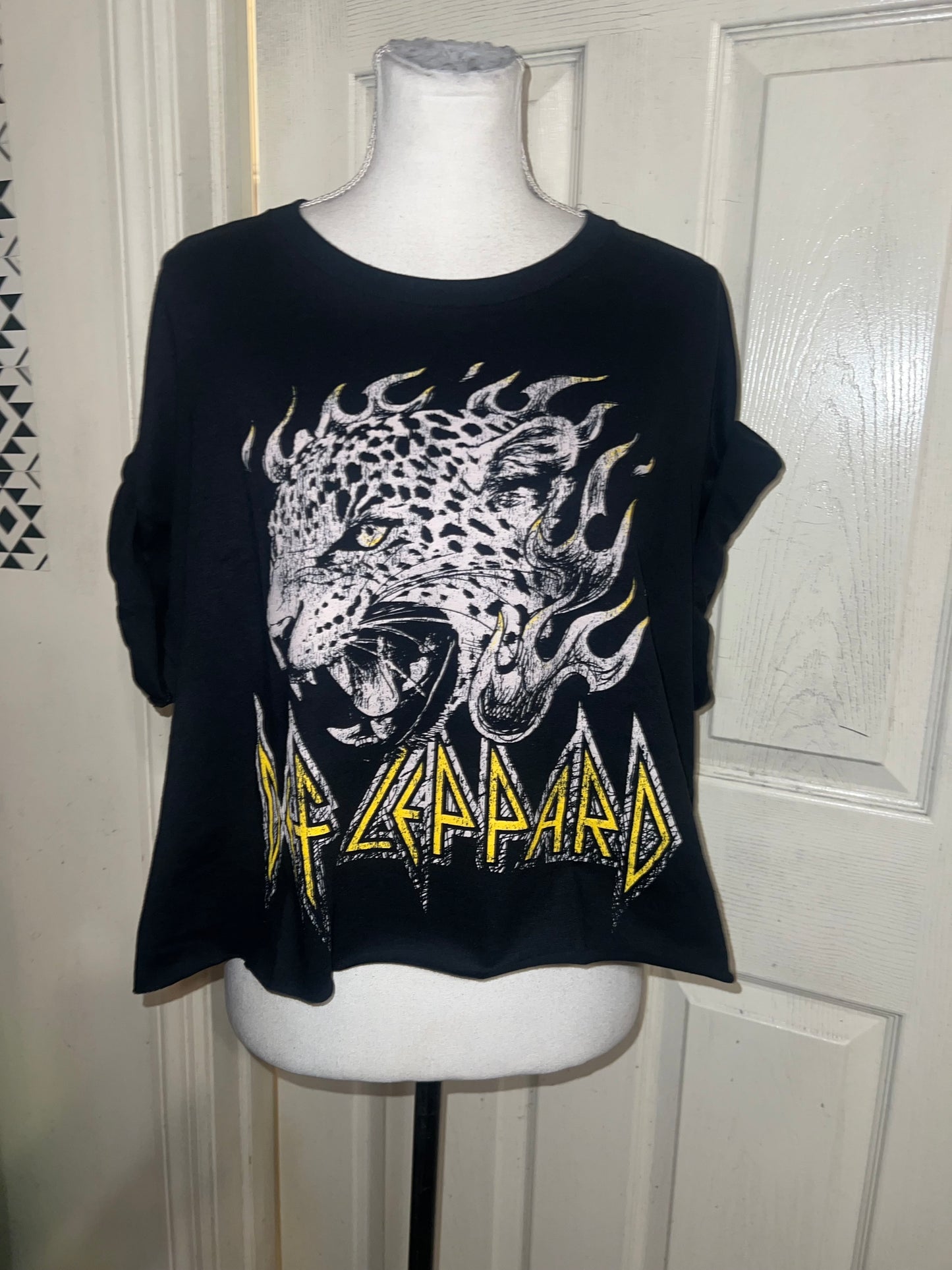 Def Leppard Oversized Distressed Tee