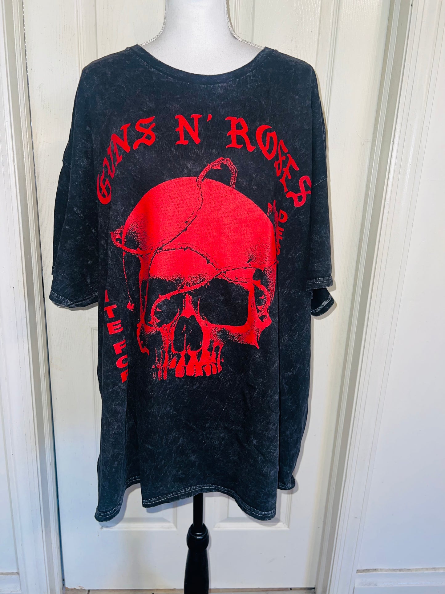 Guns N’ Roses Oversized Distressed Tee