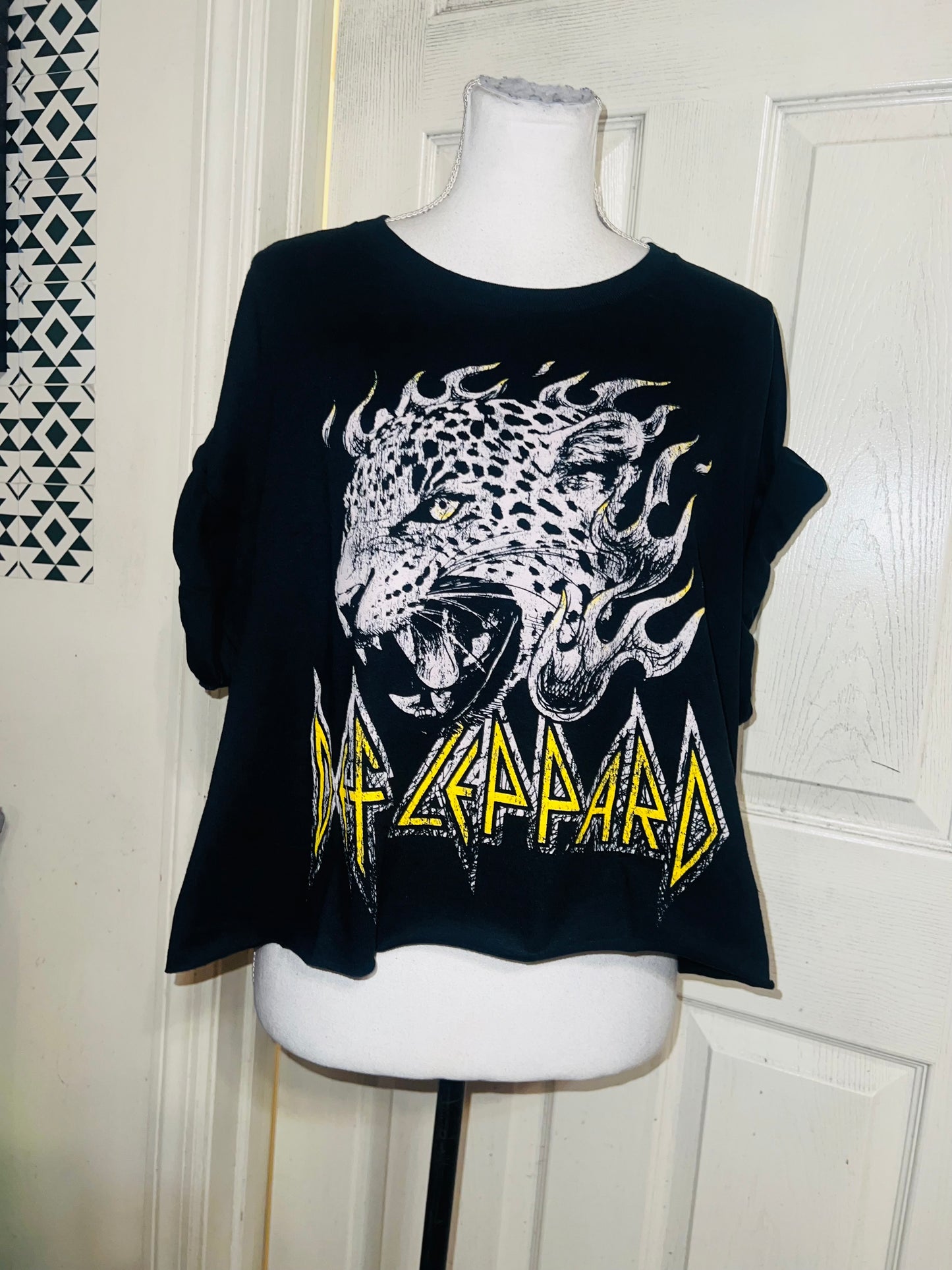 Def Leppard Oversized Distressed Tee