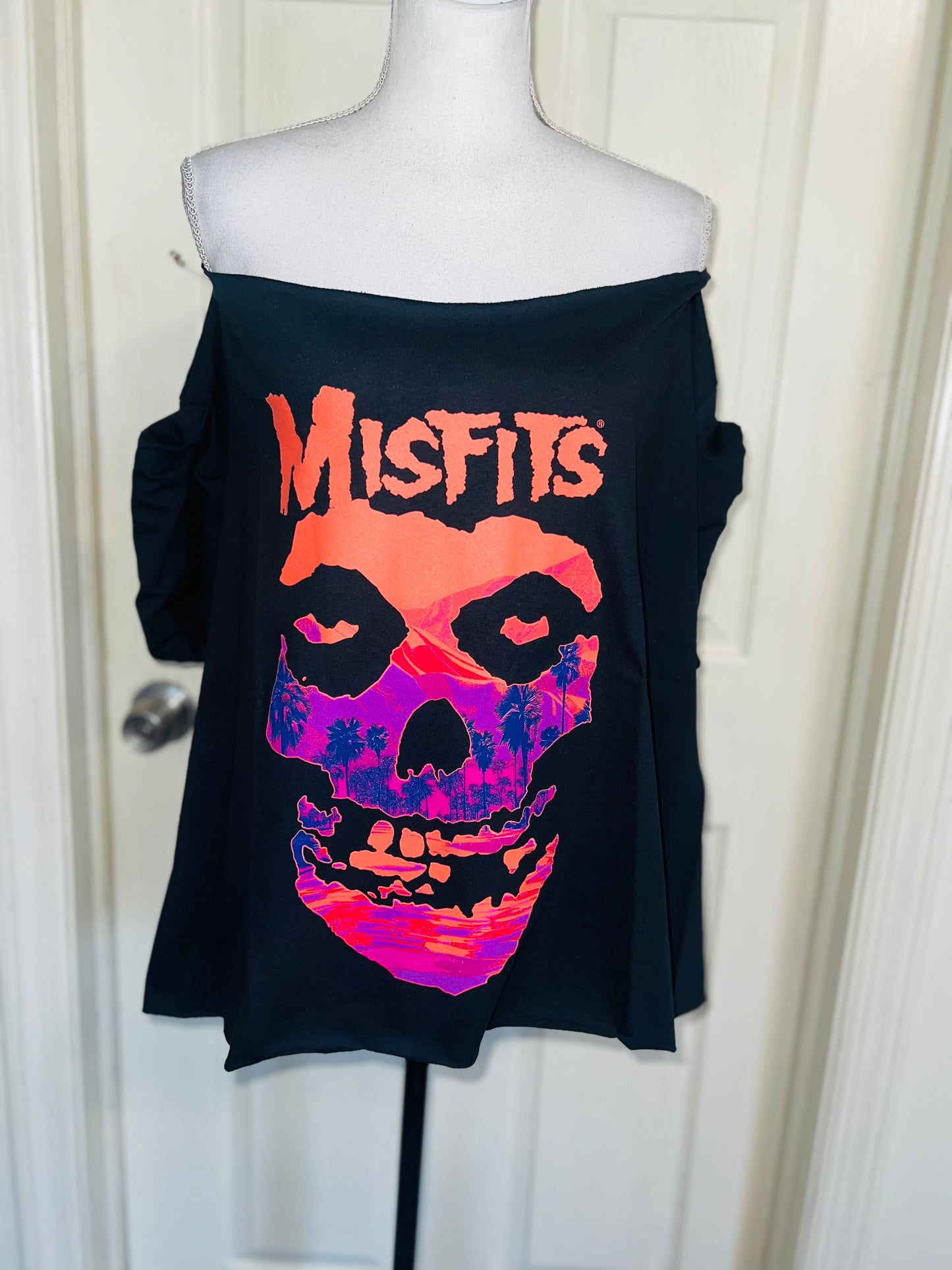 Misfits Oversized Off The Shoulder Distressed Tee