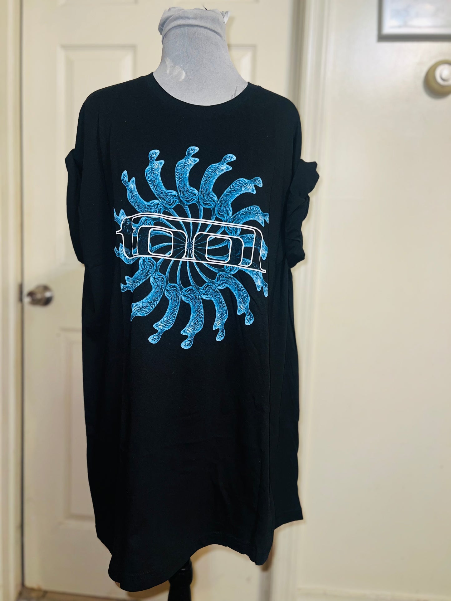 Tool Oversized Distressed Tee
