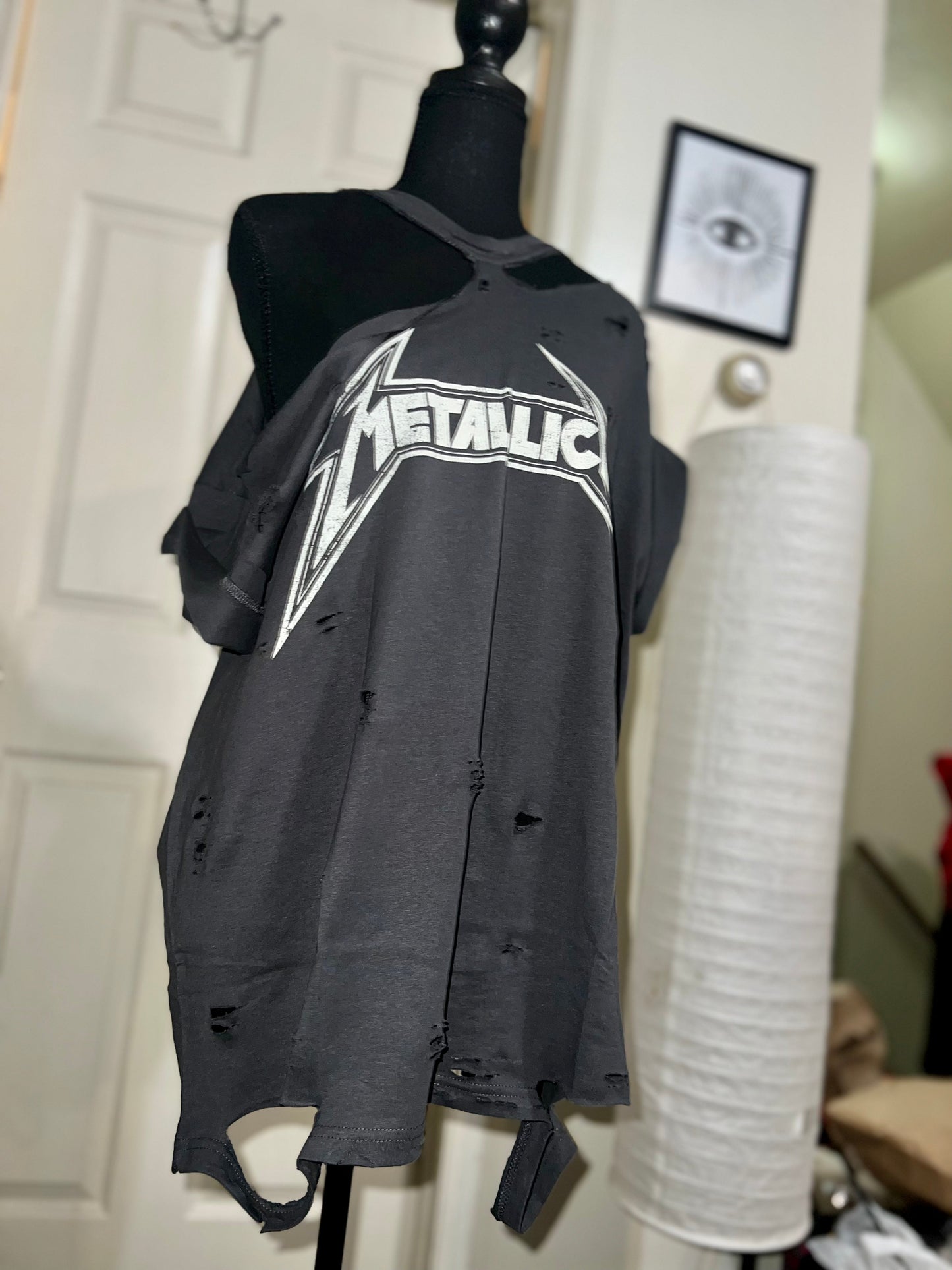 Metallica Oversized Distressed Tee