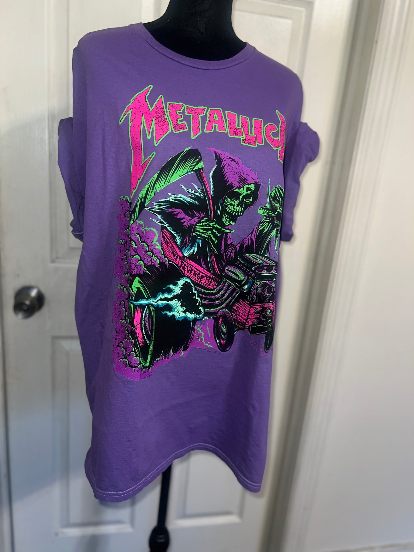 Metallica Oversized Distressed Tee
