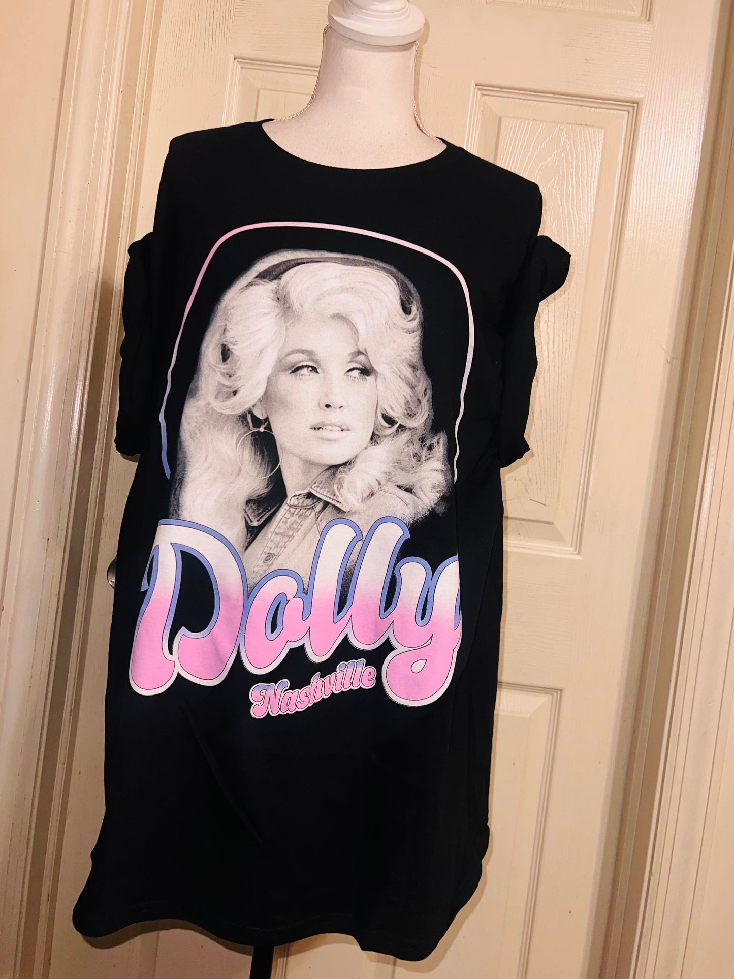 Dolly Parton Oversized Distressed Tee