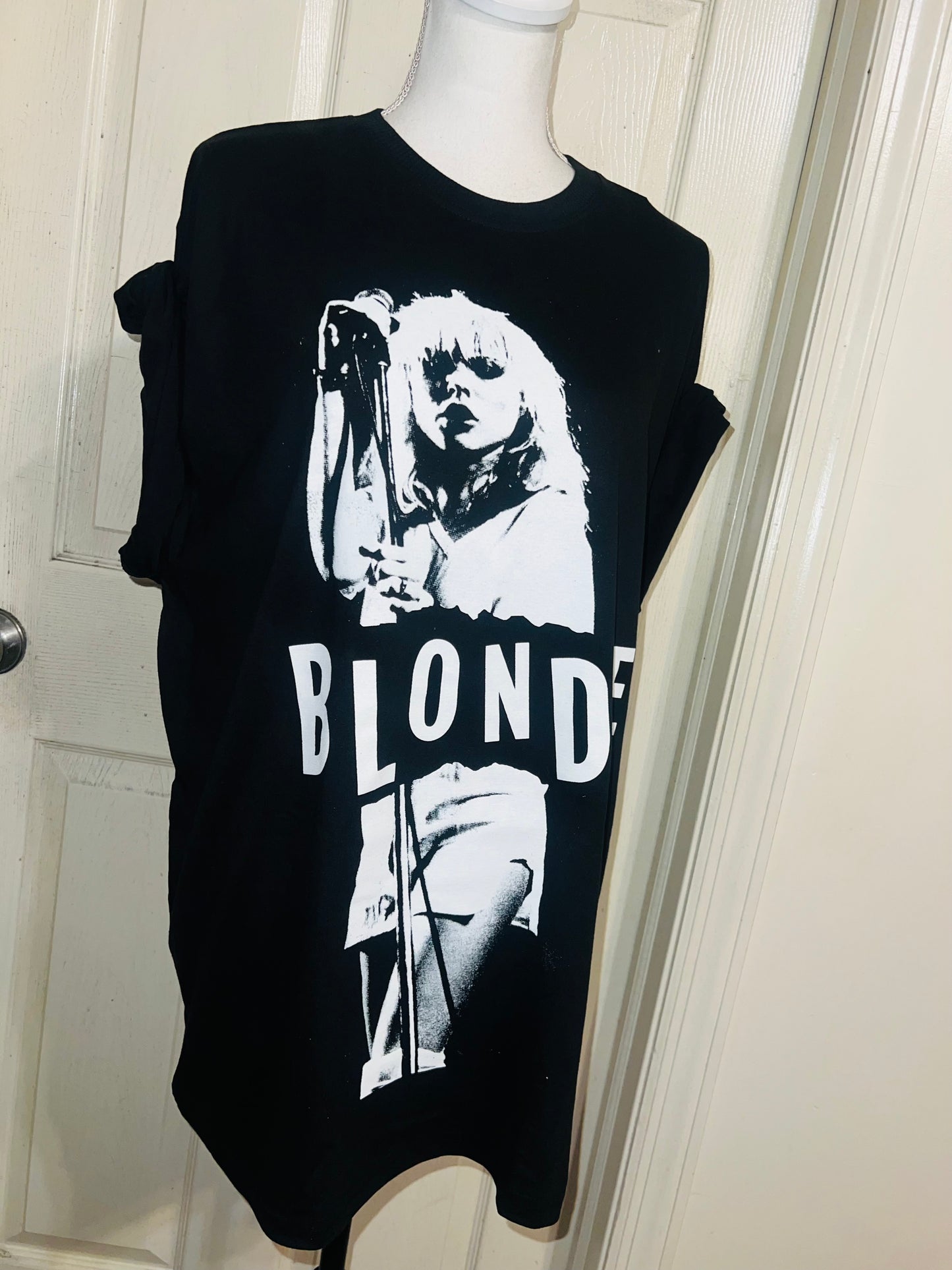 Blondie Oversized Distressed Tee