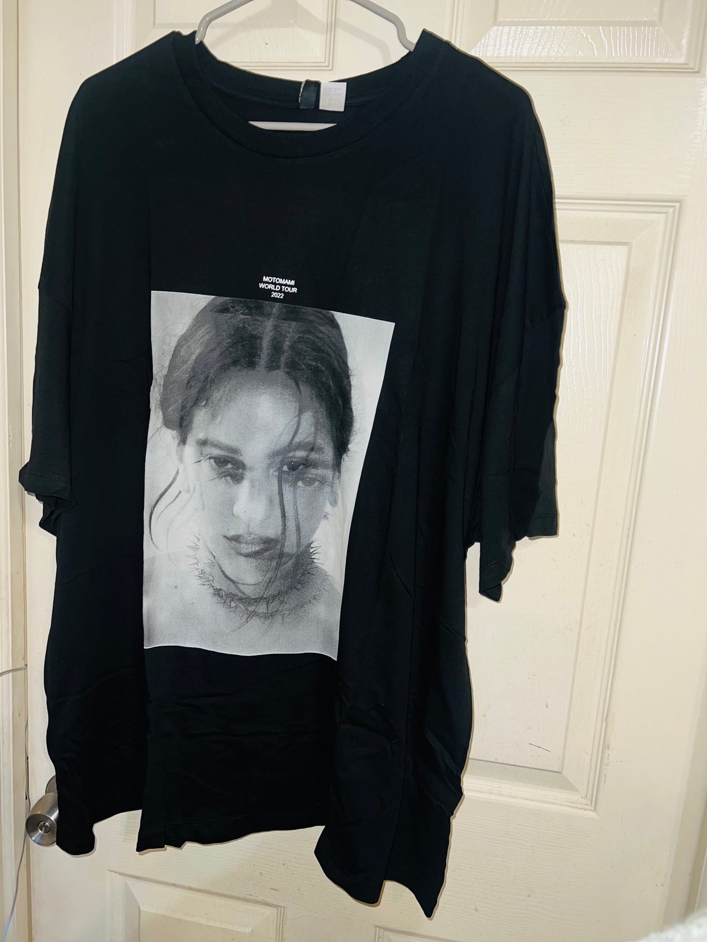 Rosalia Oversized Distressed Tee