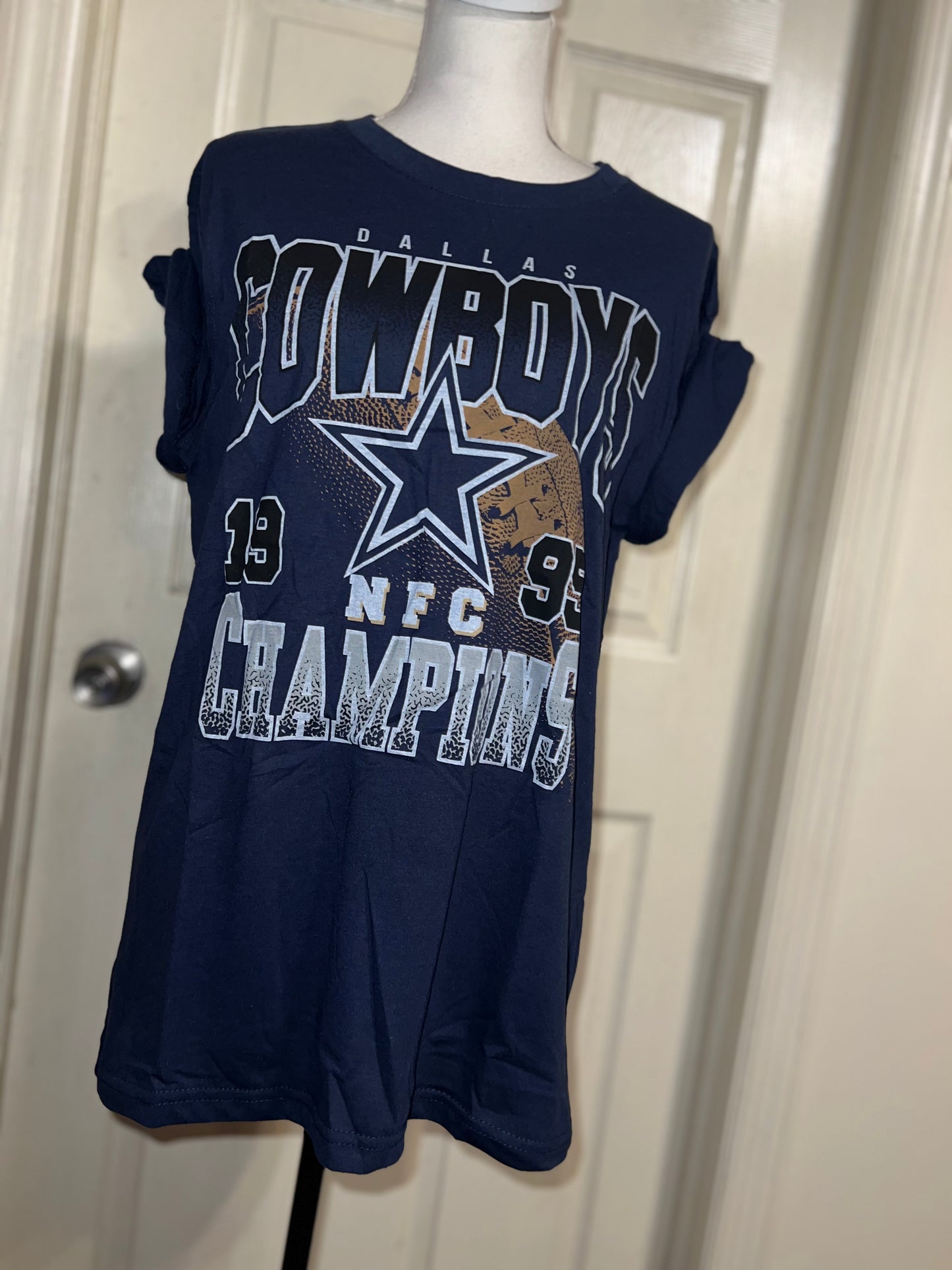 Dallas Cowboys Oversized Distressed Tee