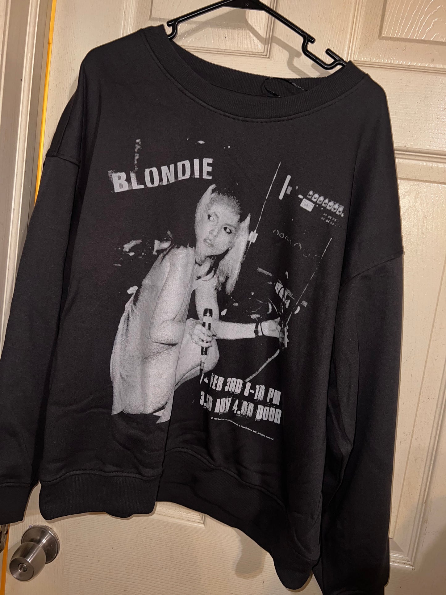 Blondie Oversized Distressed Sweatshirt