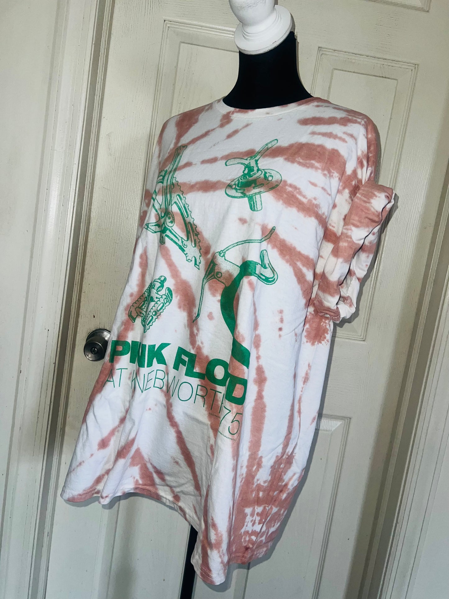 Pink Floyd Oversized Distressed Tee
