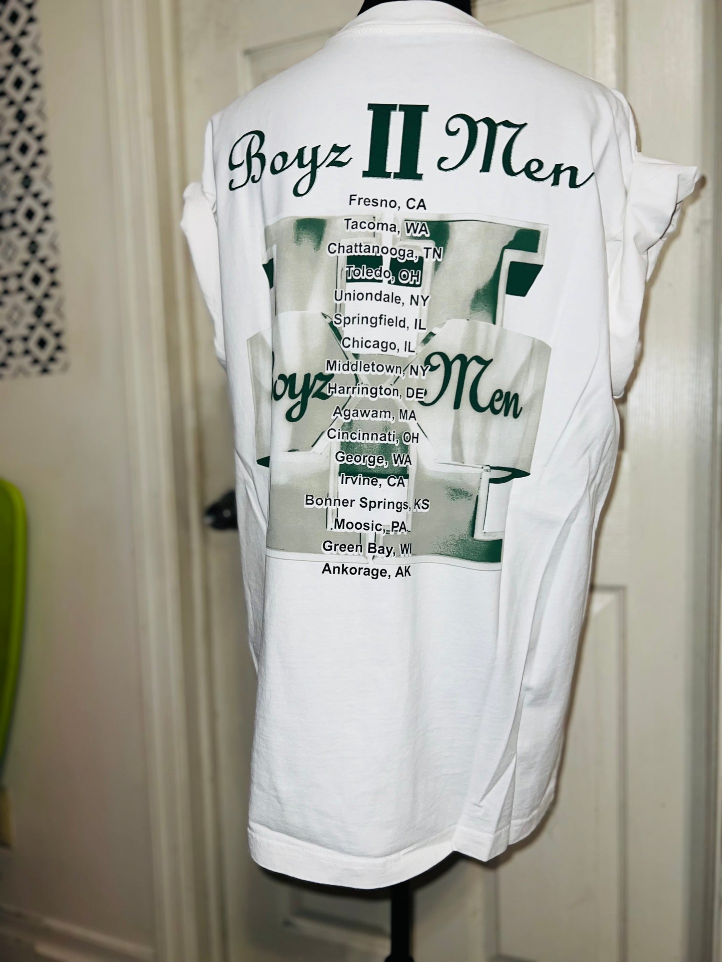 Boyz II Men Double Sided Oversized Distressed Tee