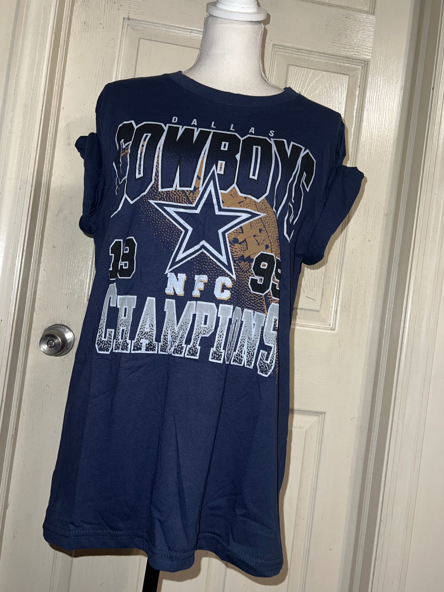 Dallas Cowboys Oversized Distressed Tee