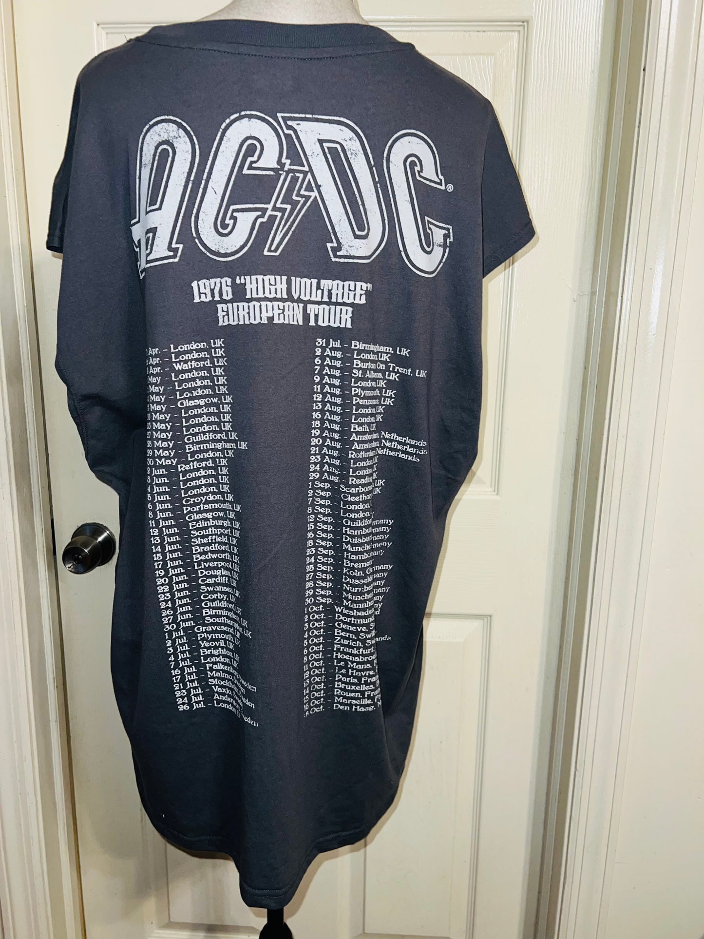 AC/DV Double Sided Oversized Distressed Tank