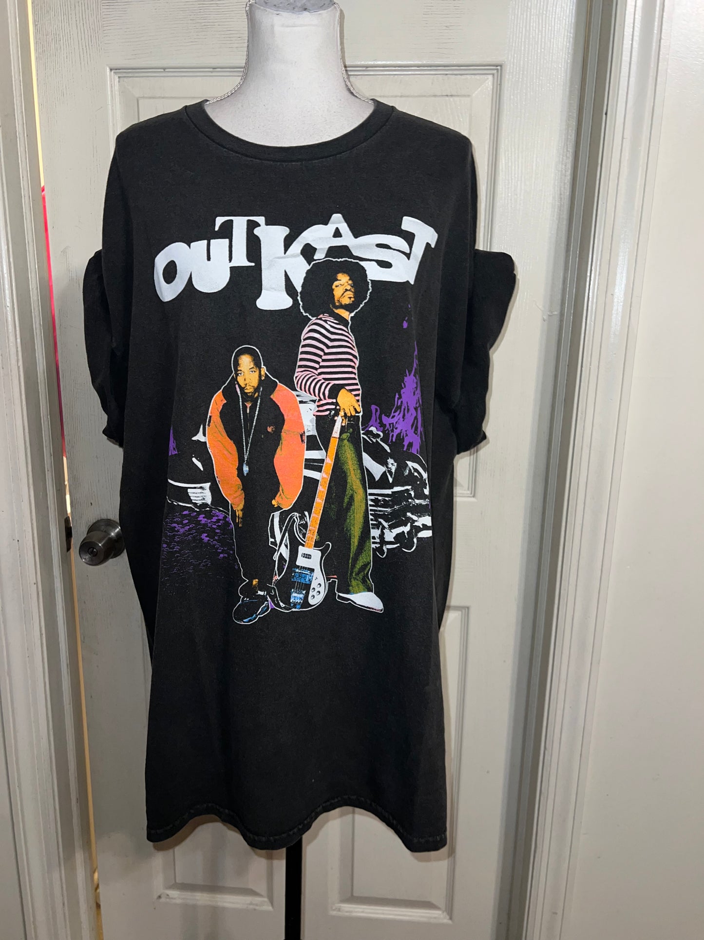 Outkast Oversized Distressed Tee