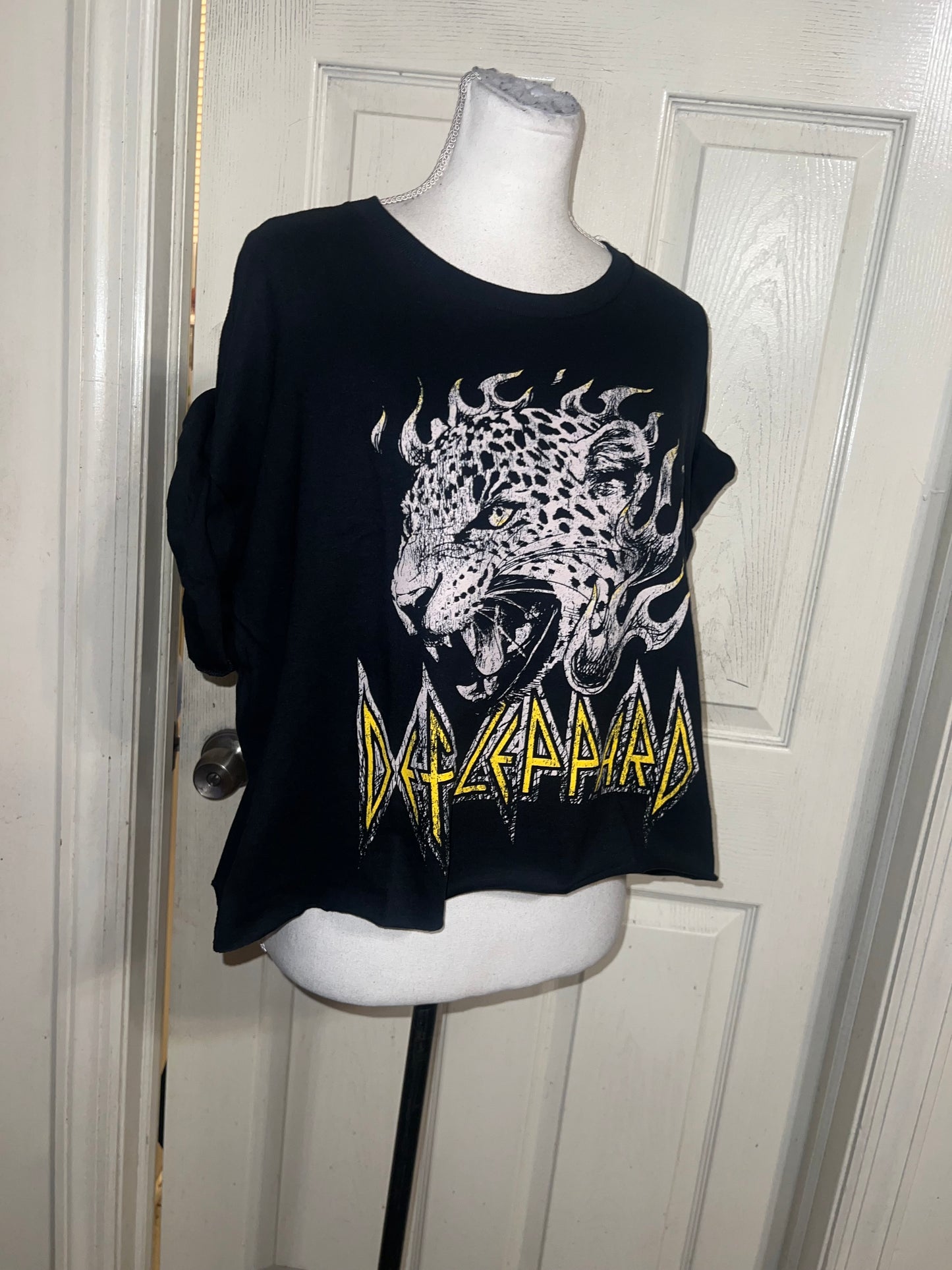 Def Leppard Oversized Distressed Tee