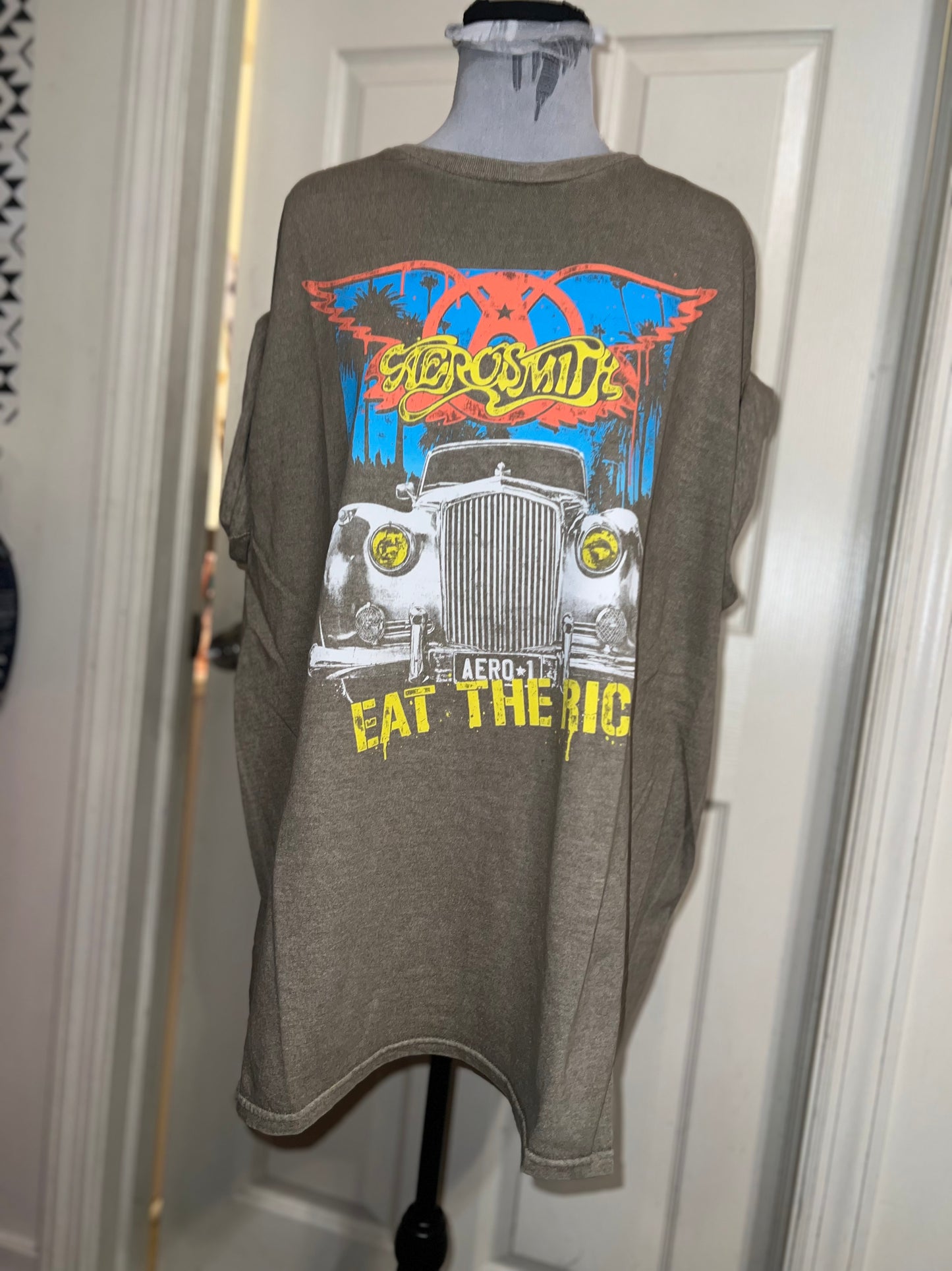 Aerosmith “Eat the Rich” Oversized Distressed Tee