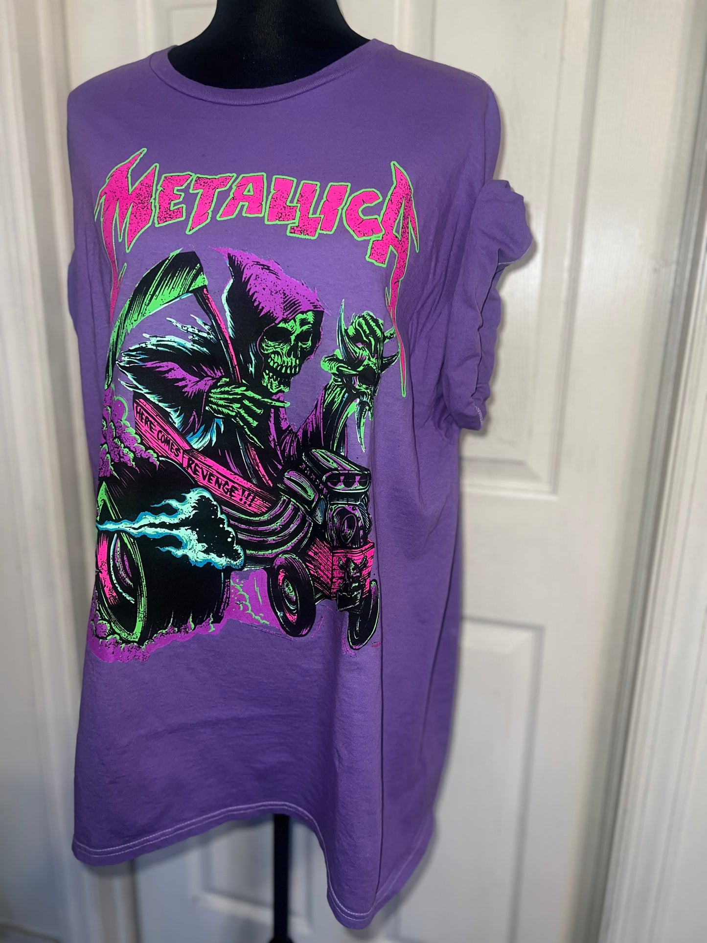 Metallica Oversized Distressed Tee