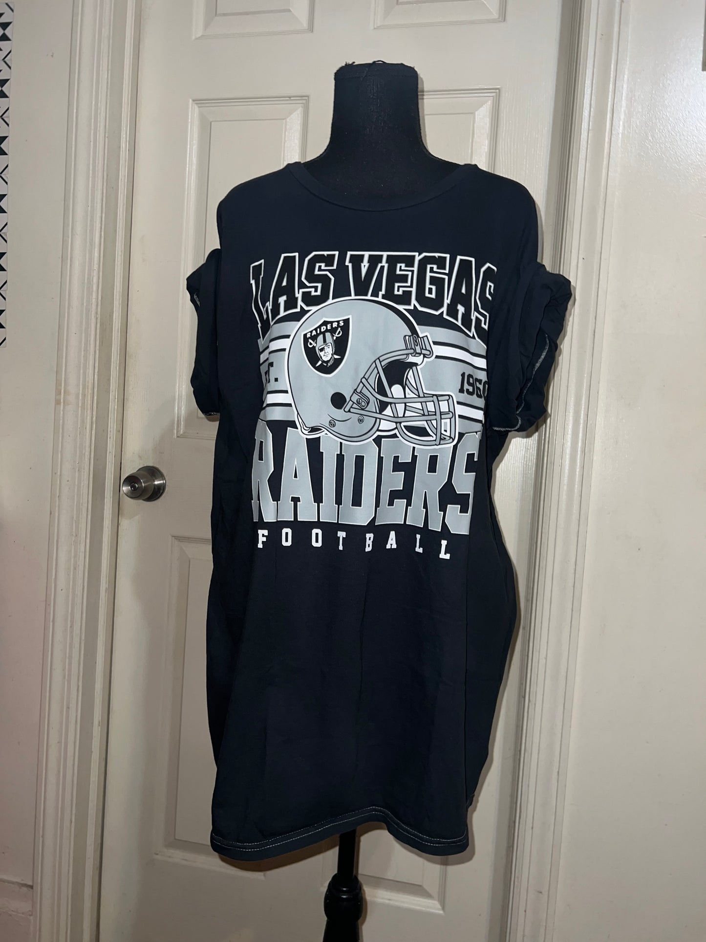 Las Vegas Raiders Oversized Distressed Tee