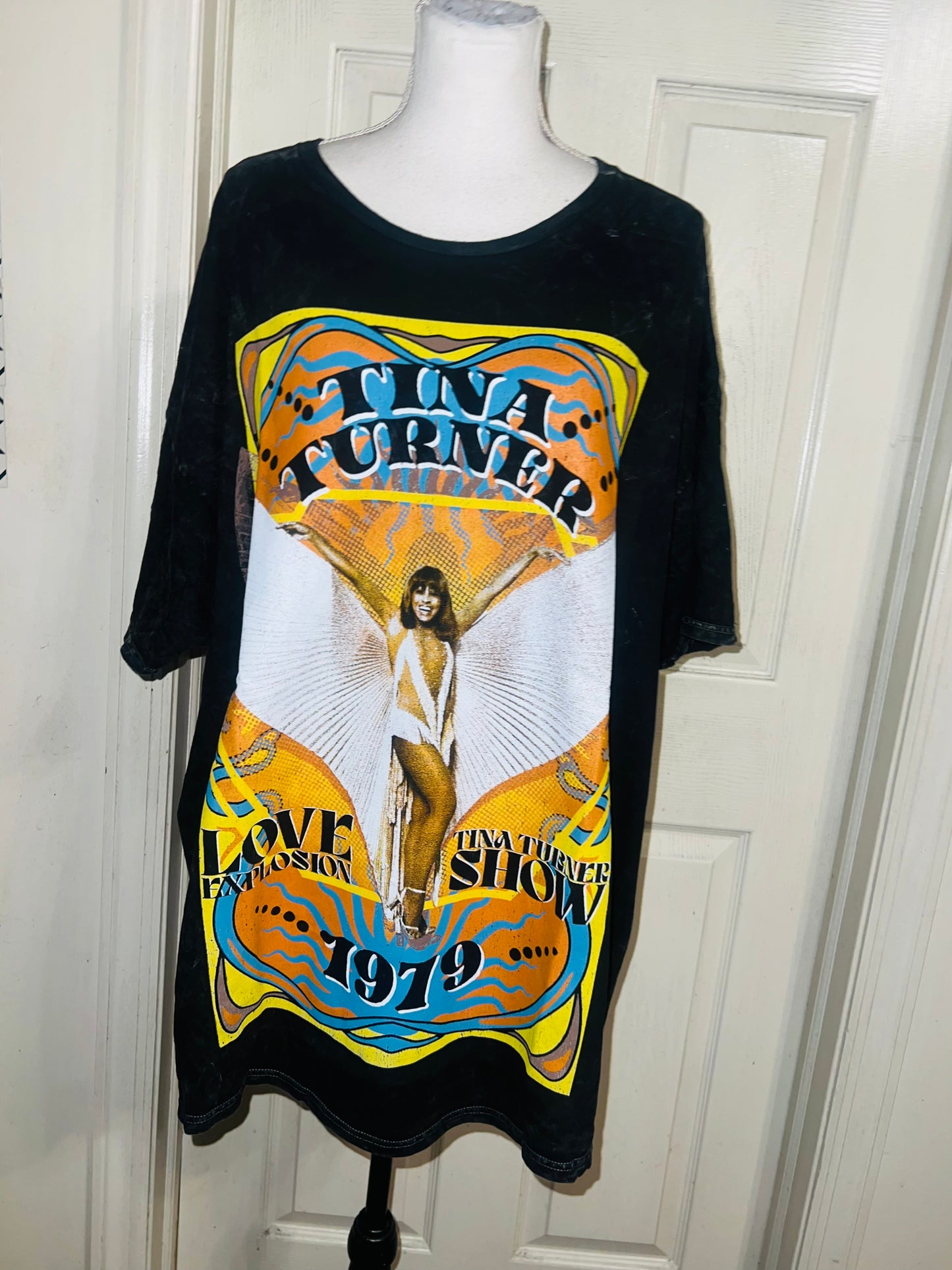 Tina Turner Oversized Distressed Tee