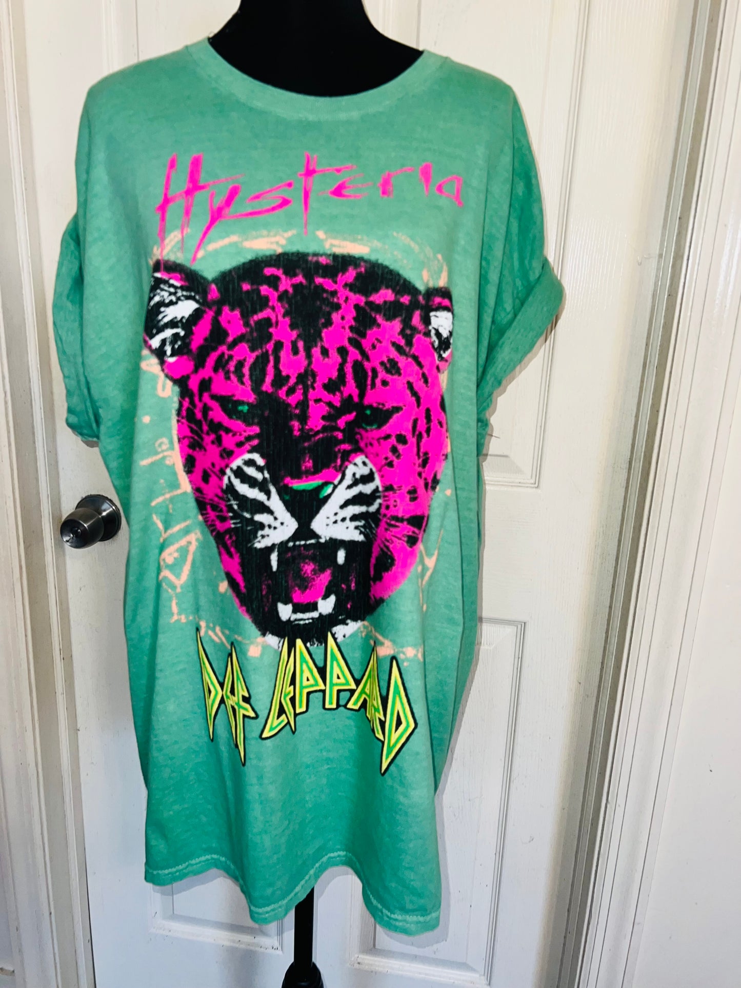 Def Leppard Oversized Distressed Tee