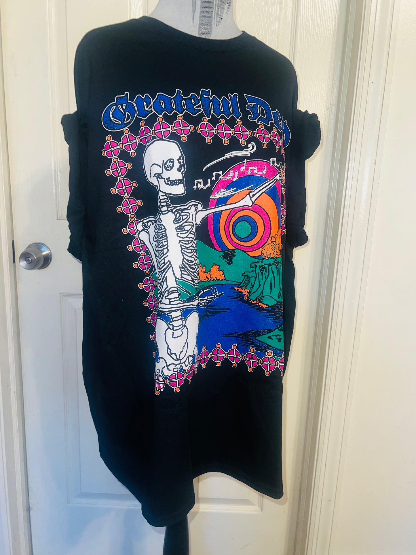 Grateful Dead Oversized Distressed Tee