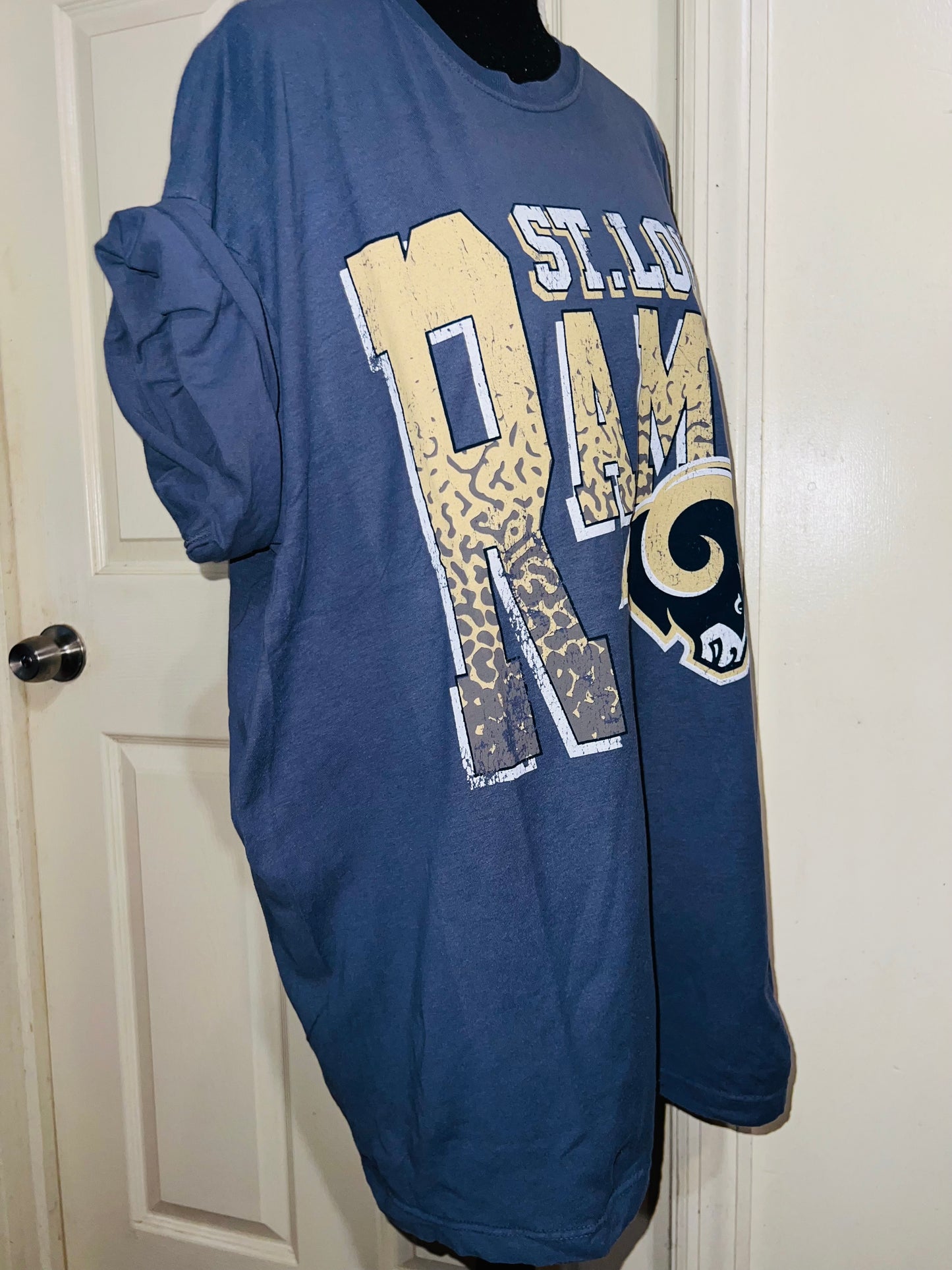 St. Louis Rams Oversized Distressed Tee