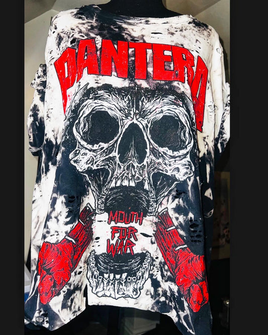 Pantera Oversized Distressed Tee on