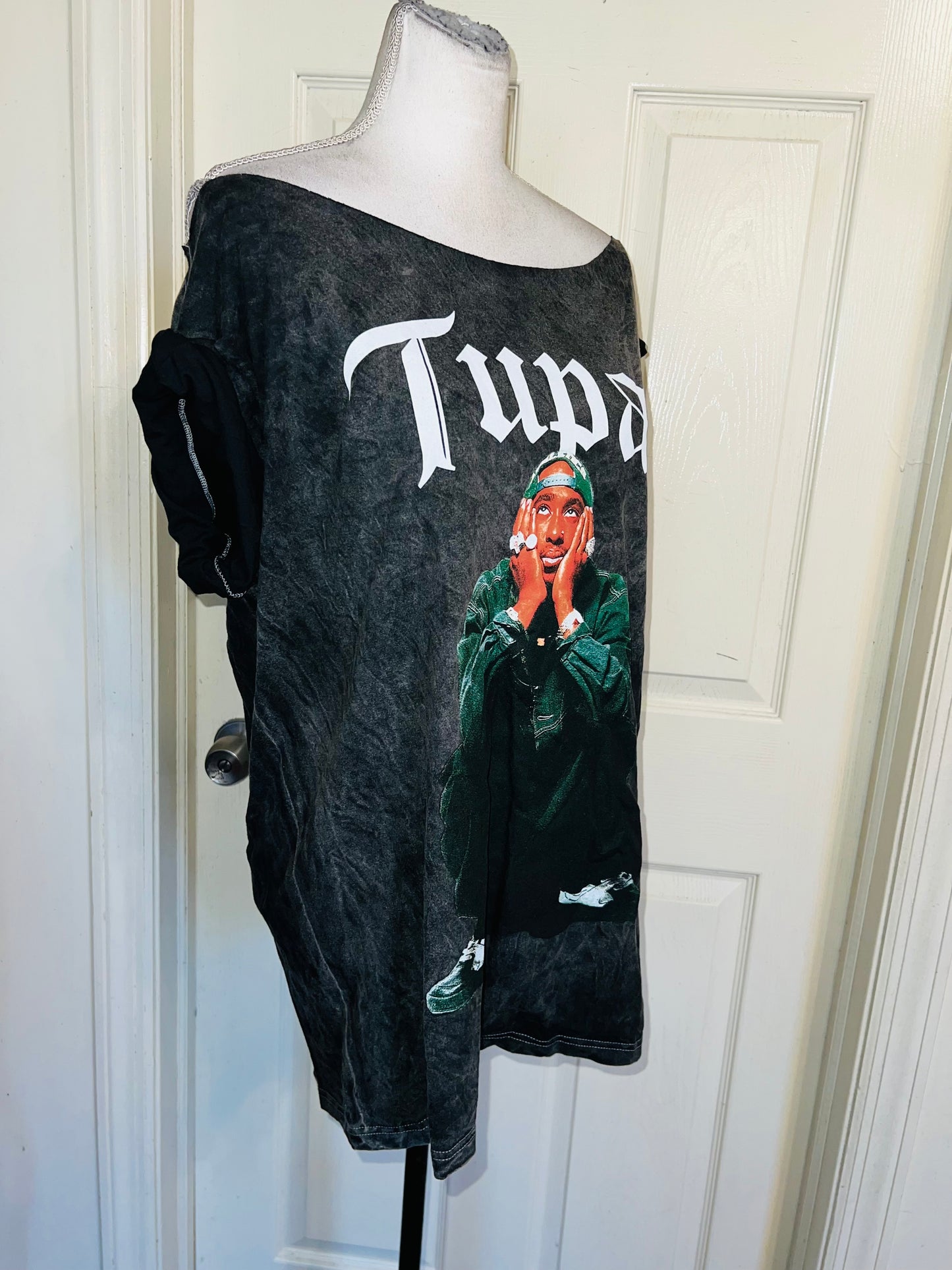Tupac Oversized Distressed Off The Shoulder Tee