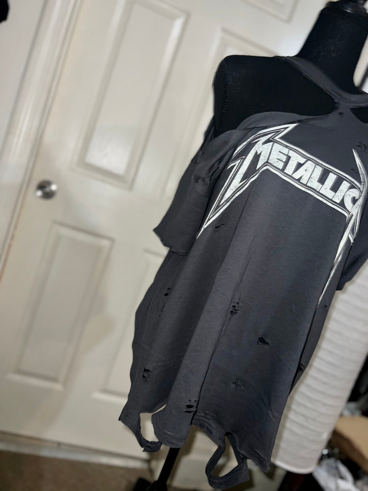 Metallica Oversized Distressed Tee