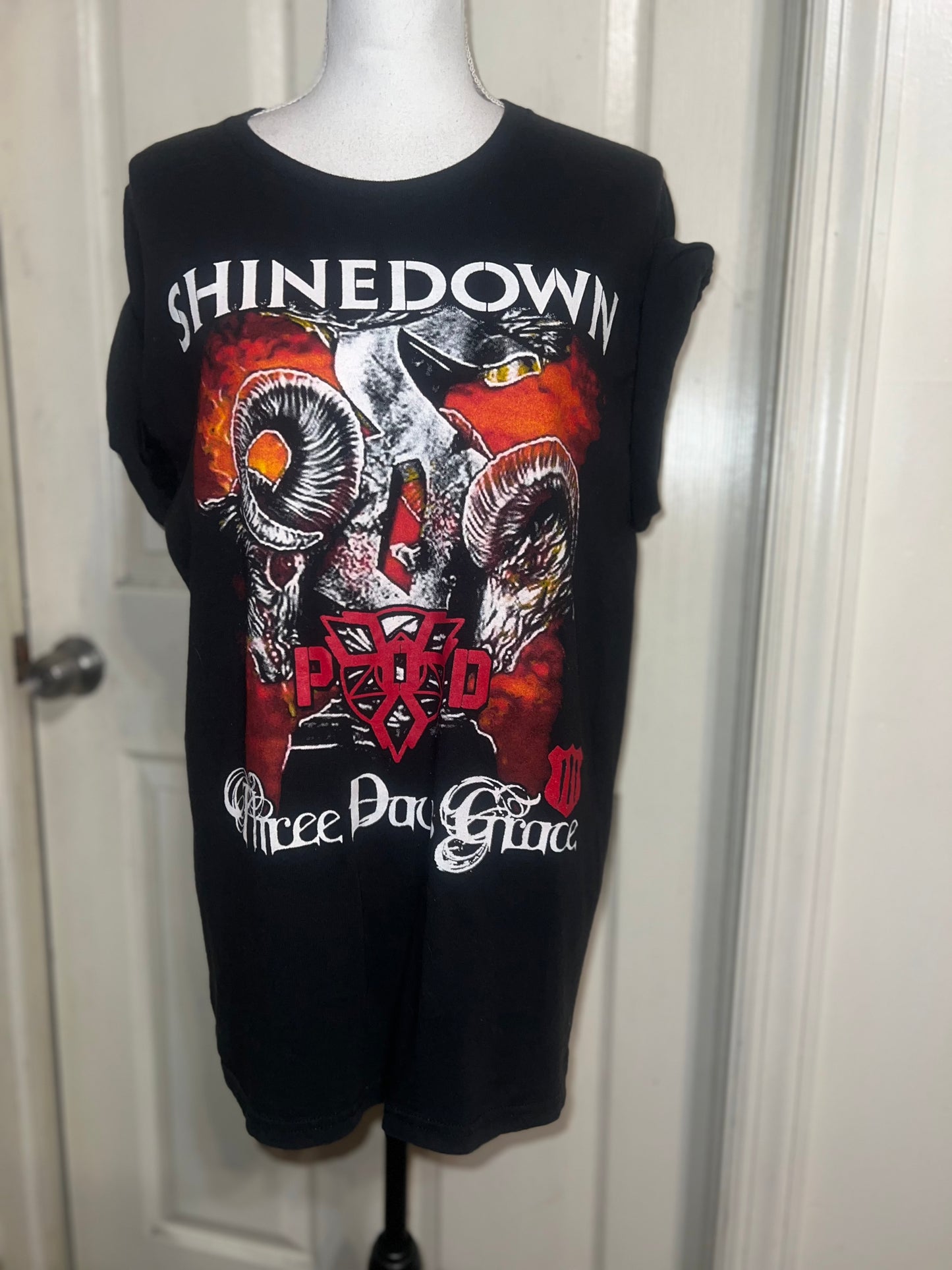 Vintage Shinedown/Three Days Grace Double Sided Oversized Tee