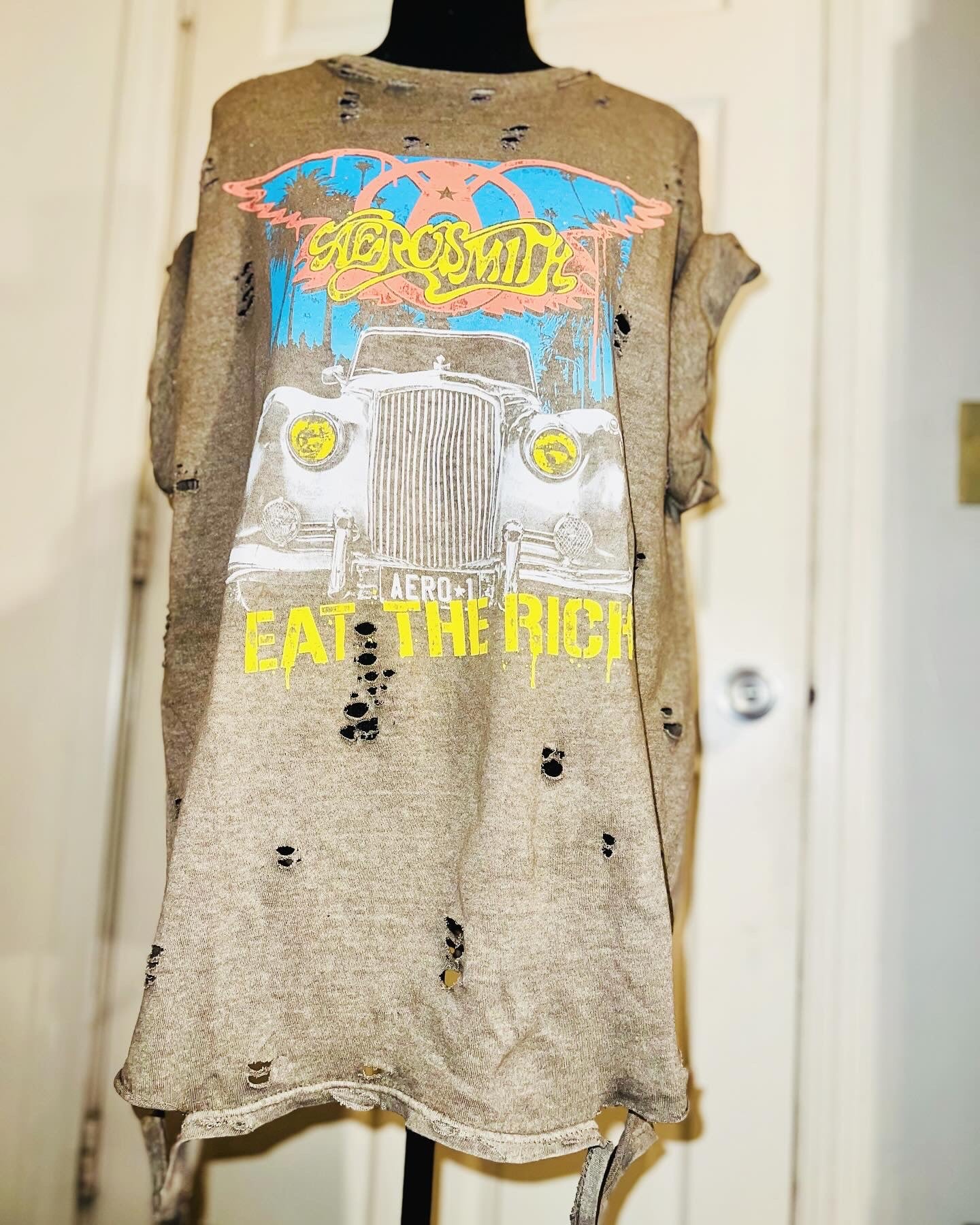 Aerosmith “Eat the Rich” Oversized Distressed Tee