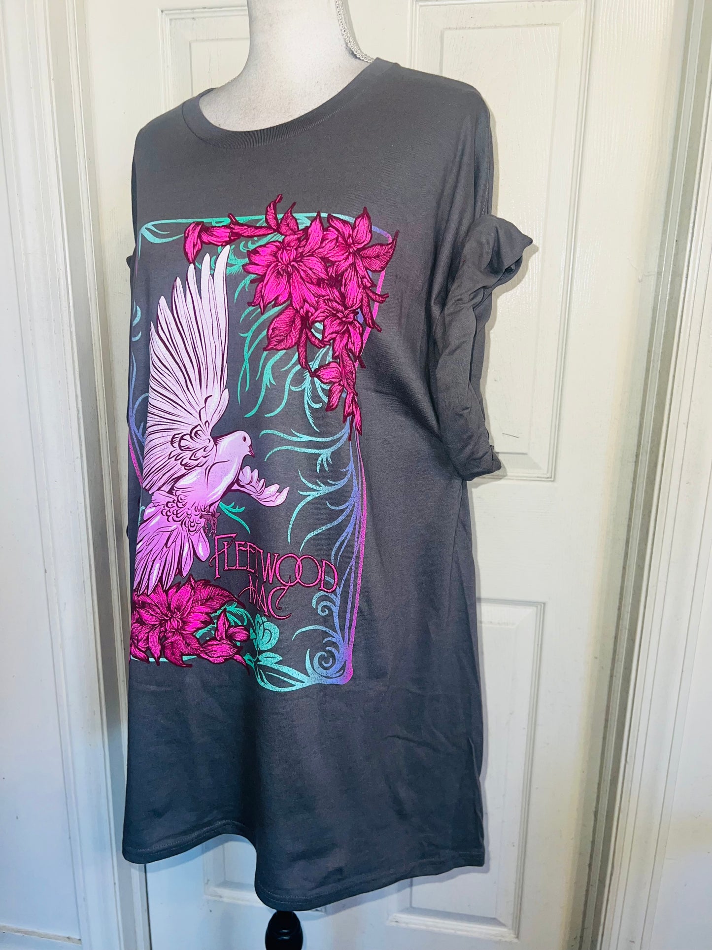 Fleetwood Mac Oversized Distressed Tee