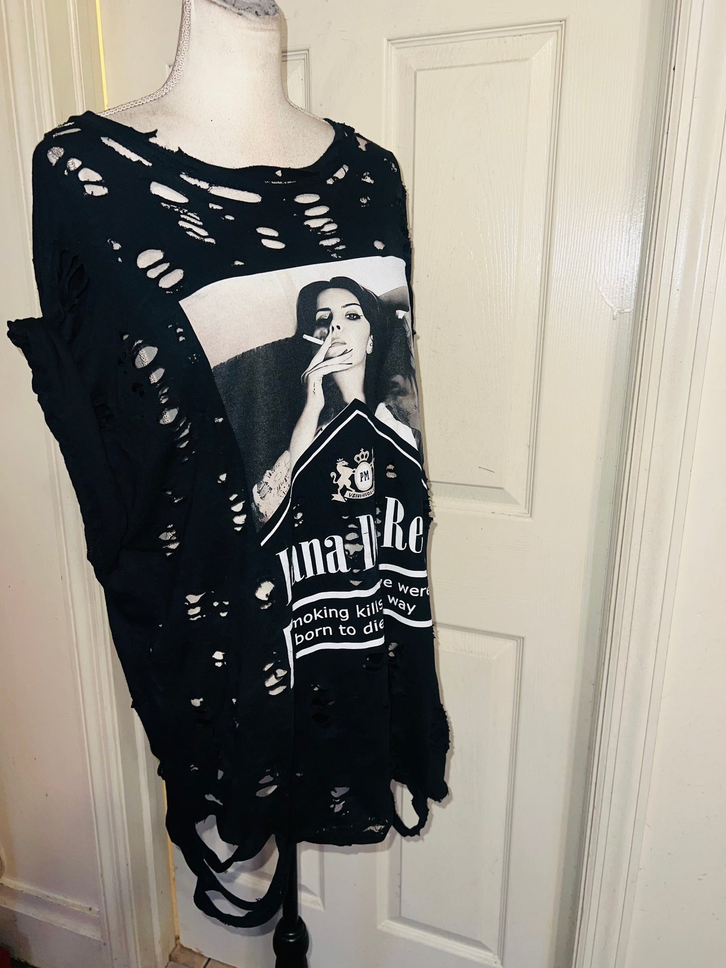 Lana Del Rey Born to Die Oversized Distressed Tee