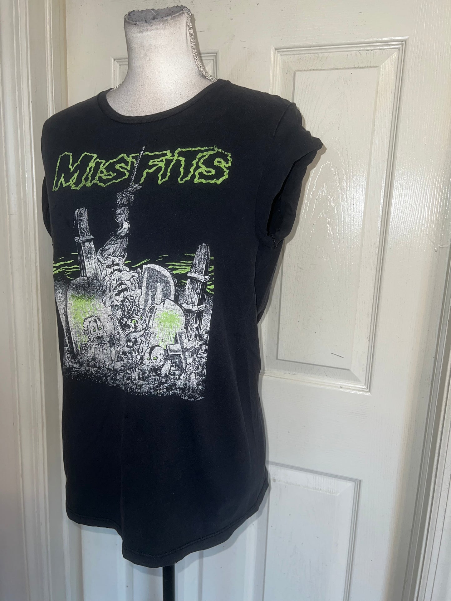 Misfits Vintage Oversized Distressed Tee