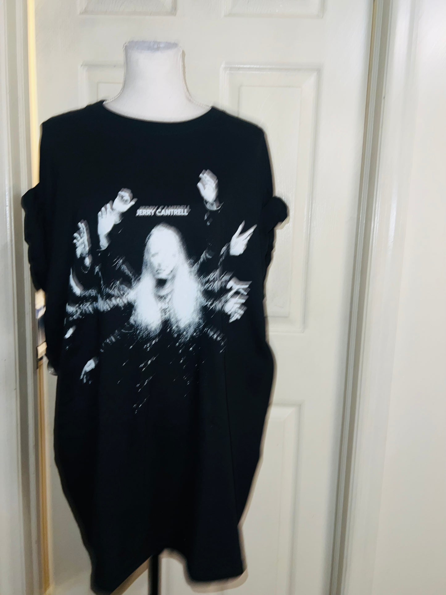 Alice in Chains’ Jerry Cantrell Oversized Distressed Tee