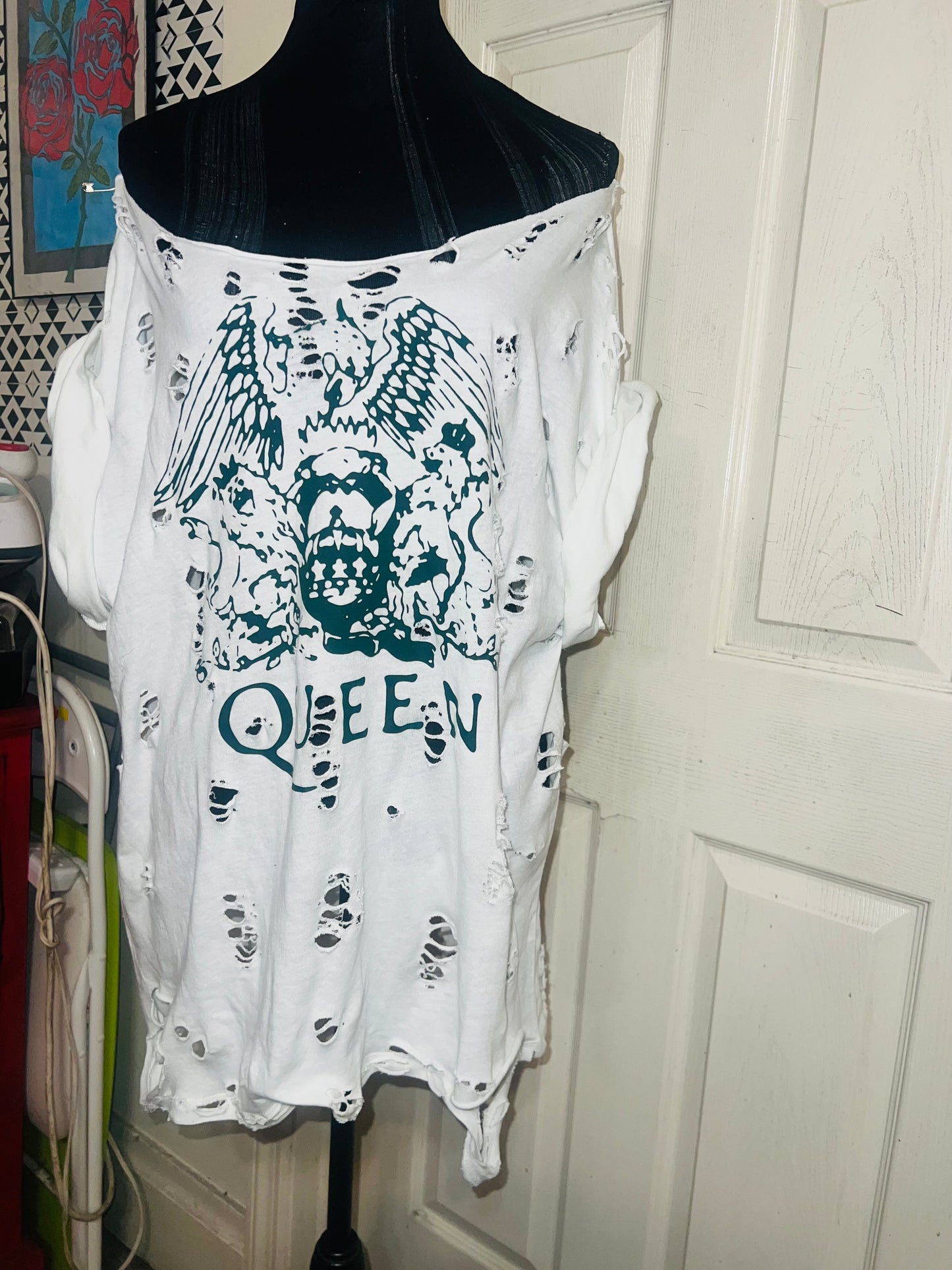 Queen Oversized Distressed Tee